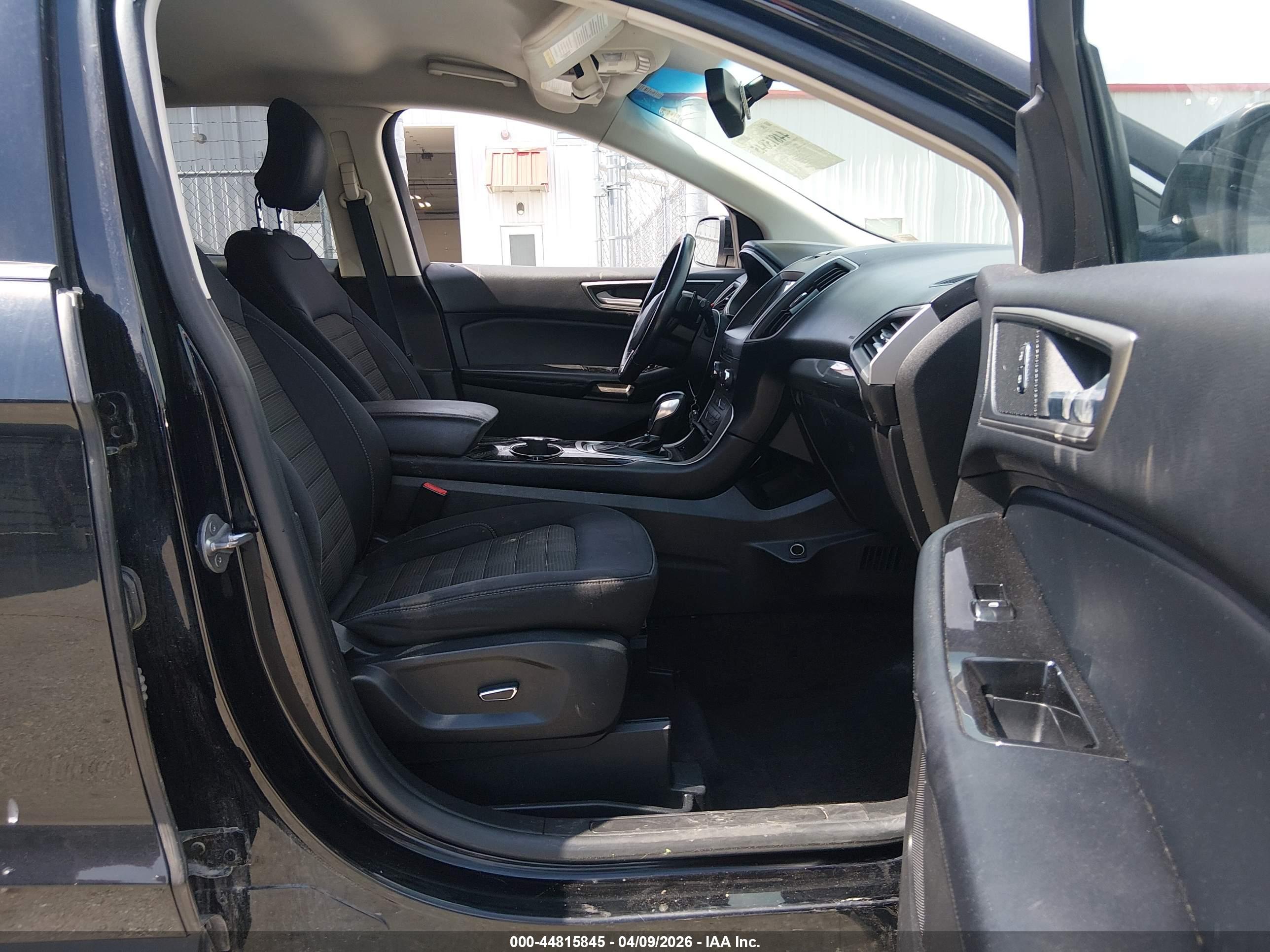 FORD EDGE image 5