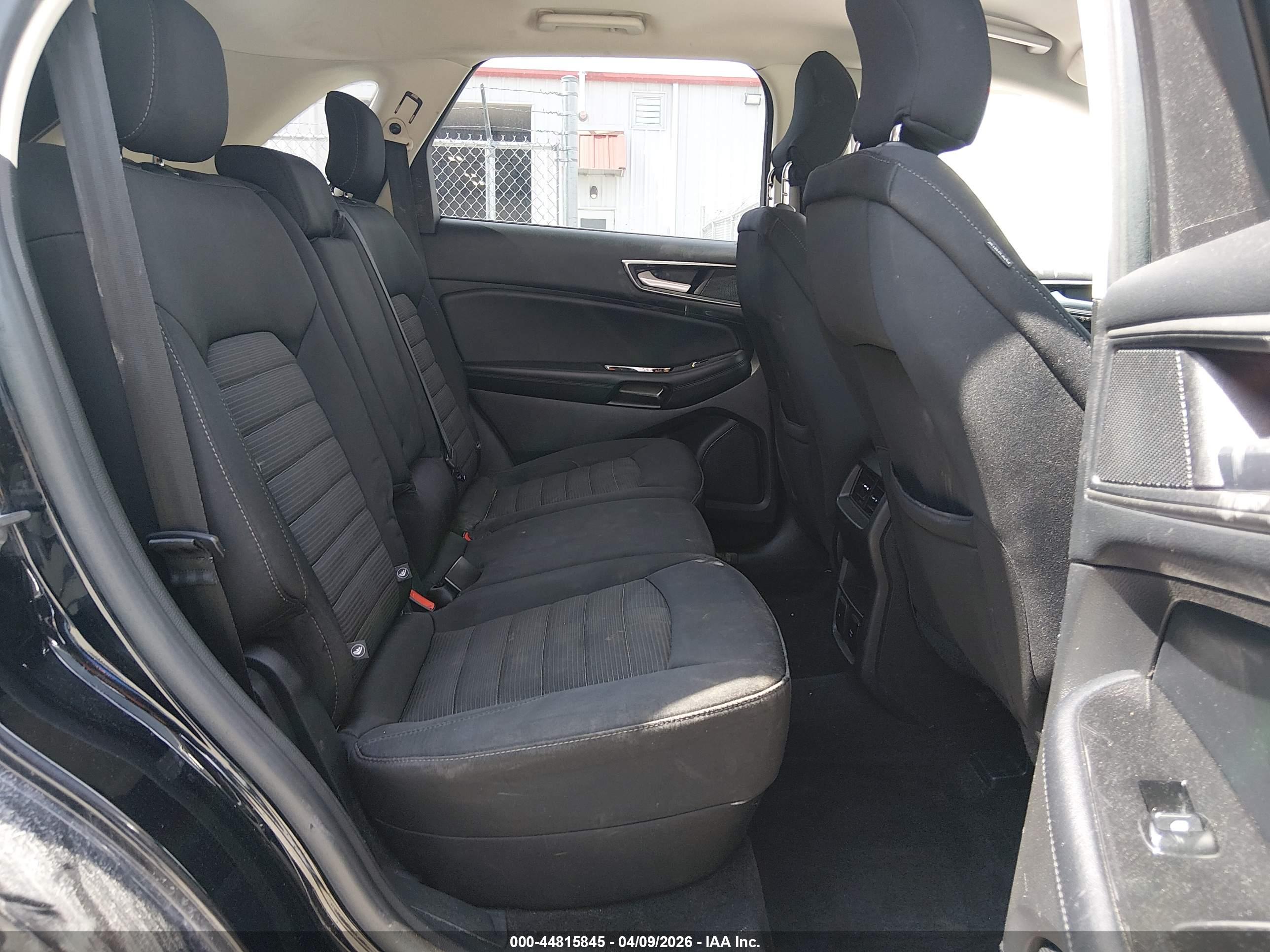 FORD EDGE image 8