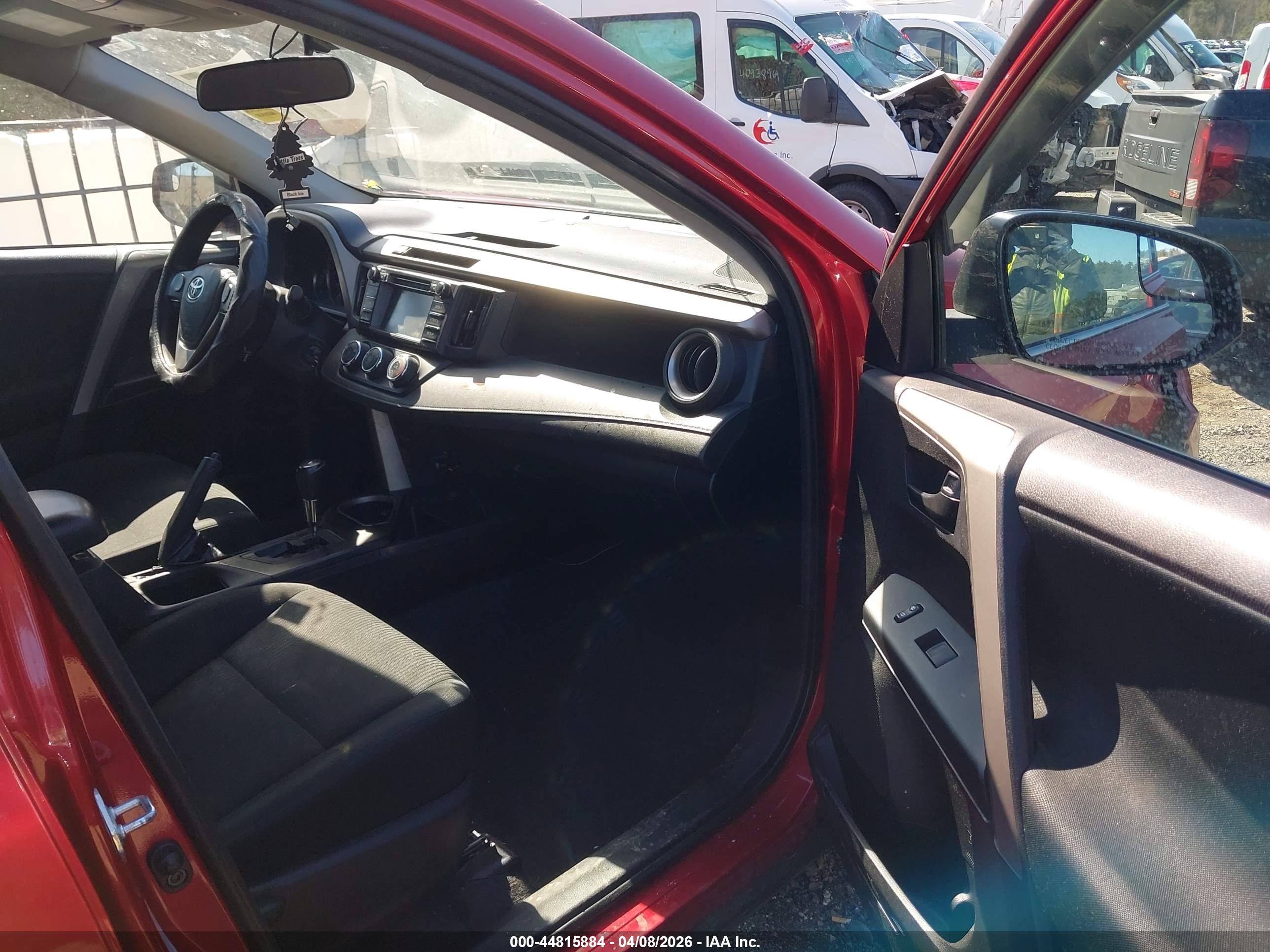 TOYOTA RAV4 image 5