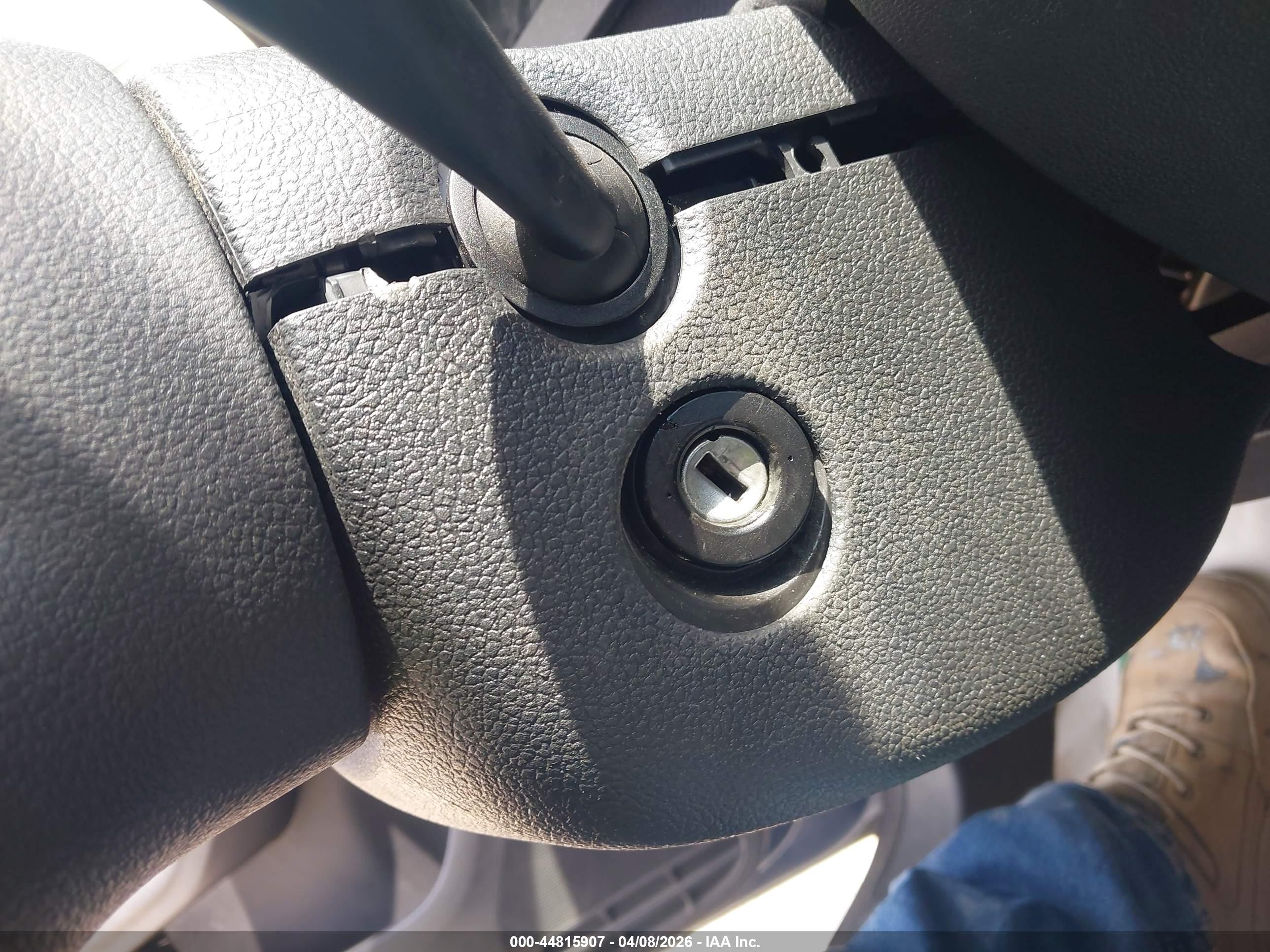 VOLKSWAGEN JETTA image 6