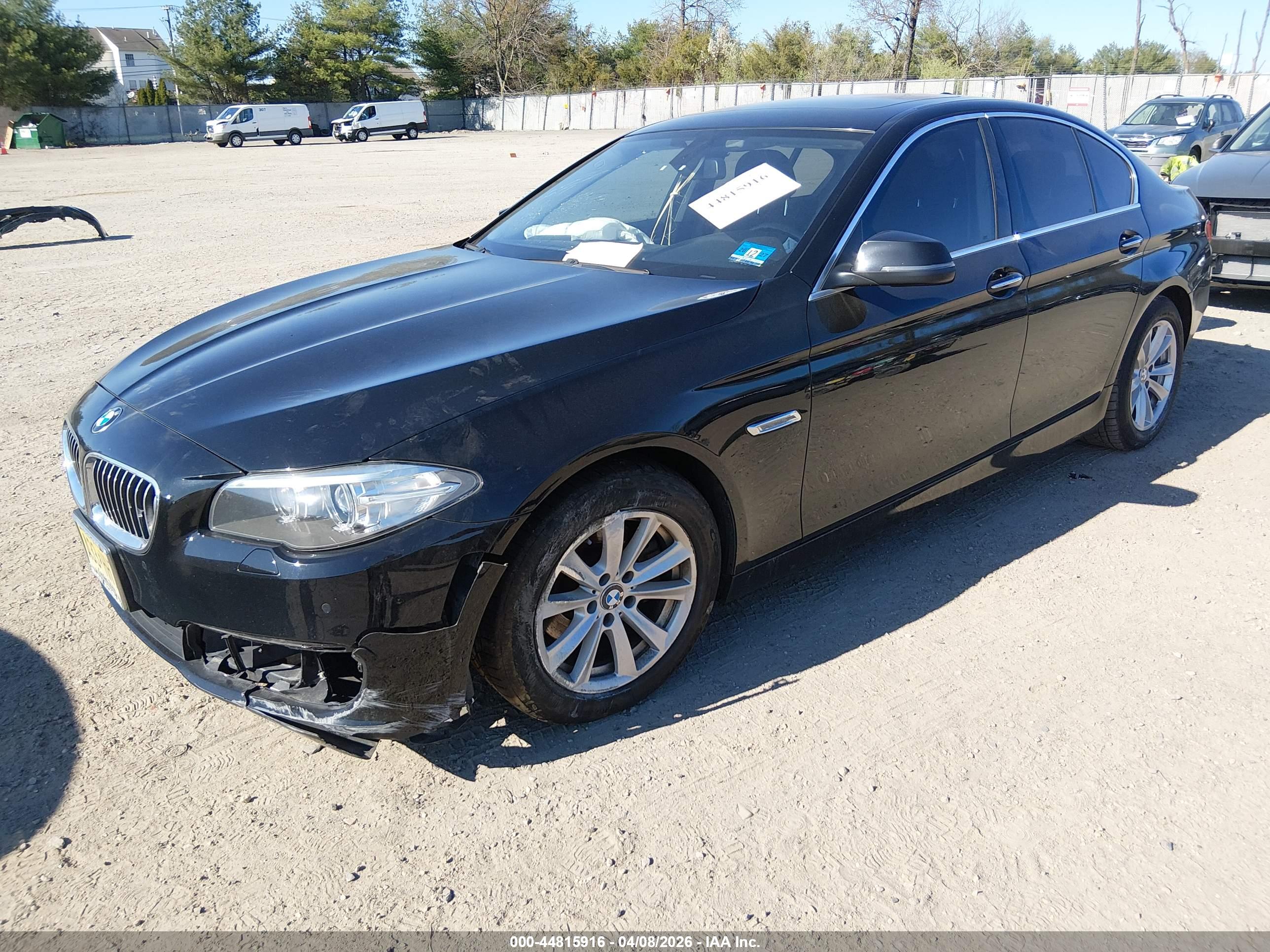 BMW 528I image 2