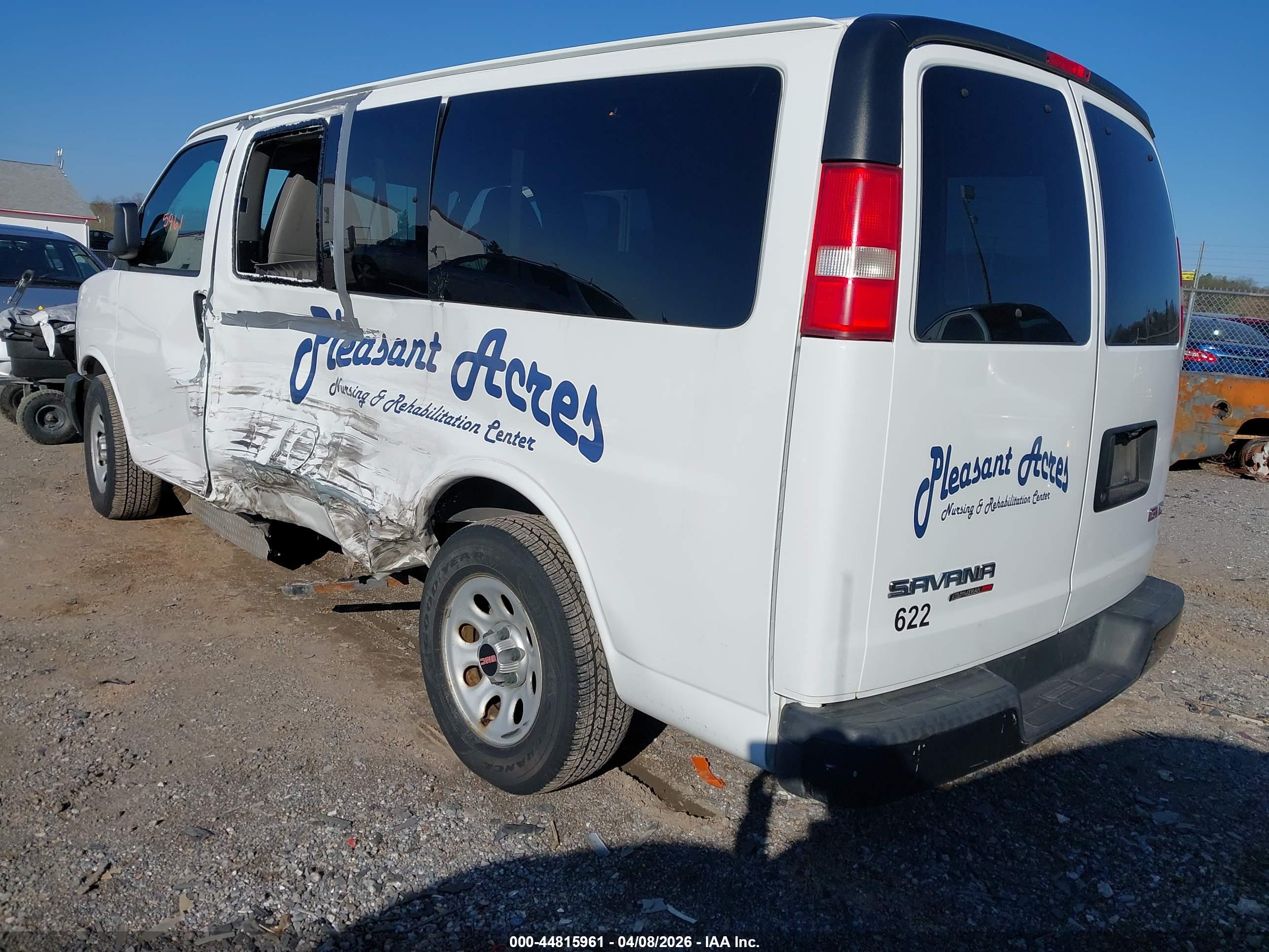 GMC SAVANA image 3