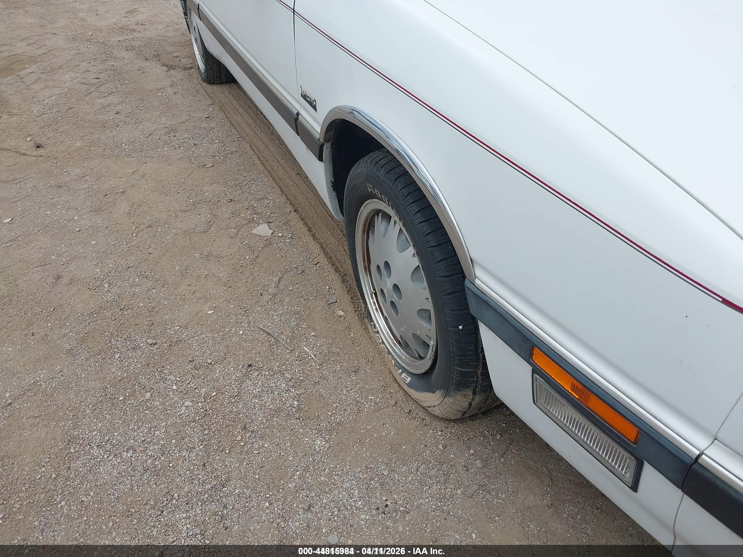 CHRYSLER LEBARON image 6