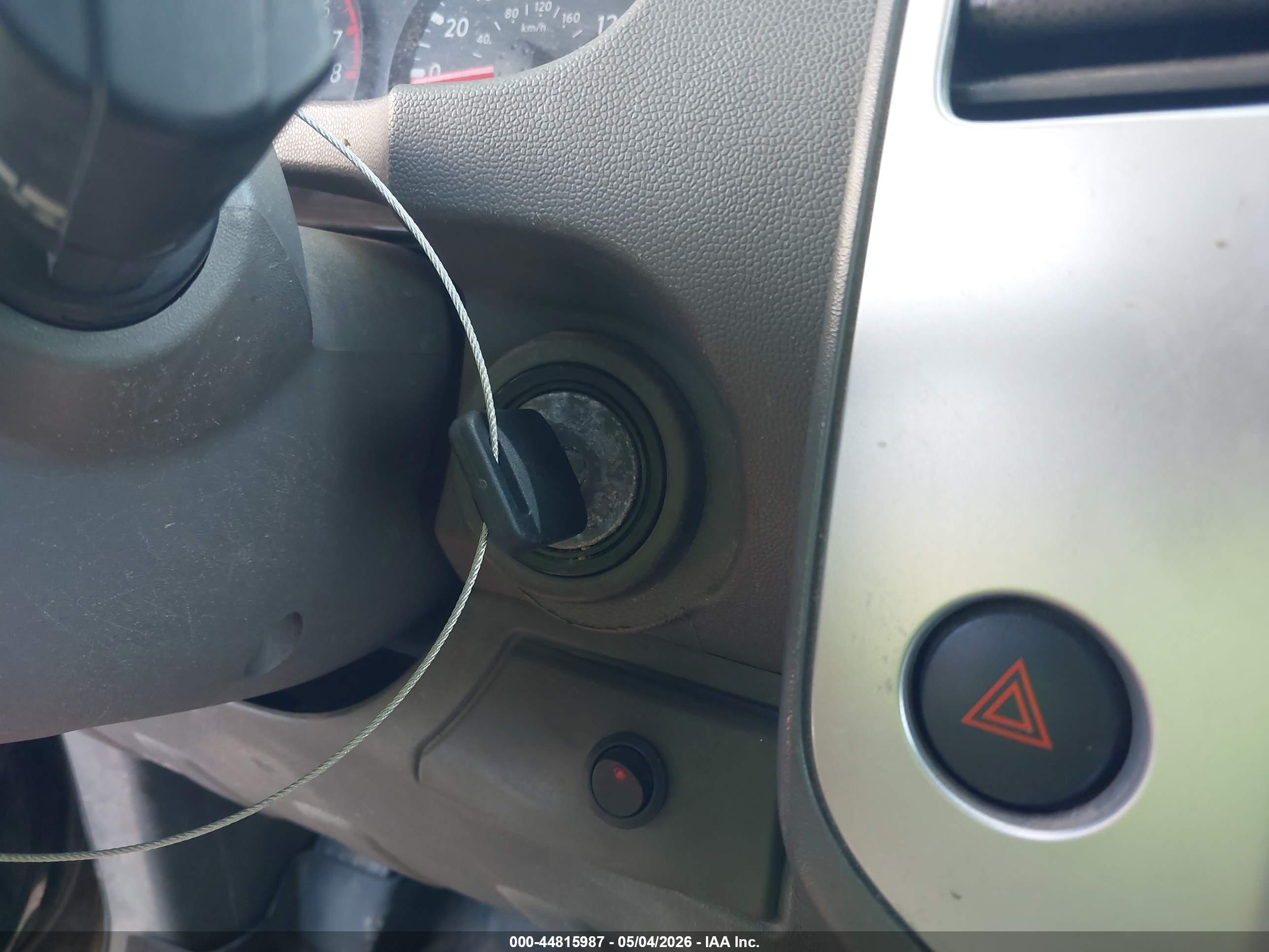 NISSAN FRONTIER image 11