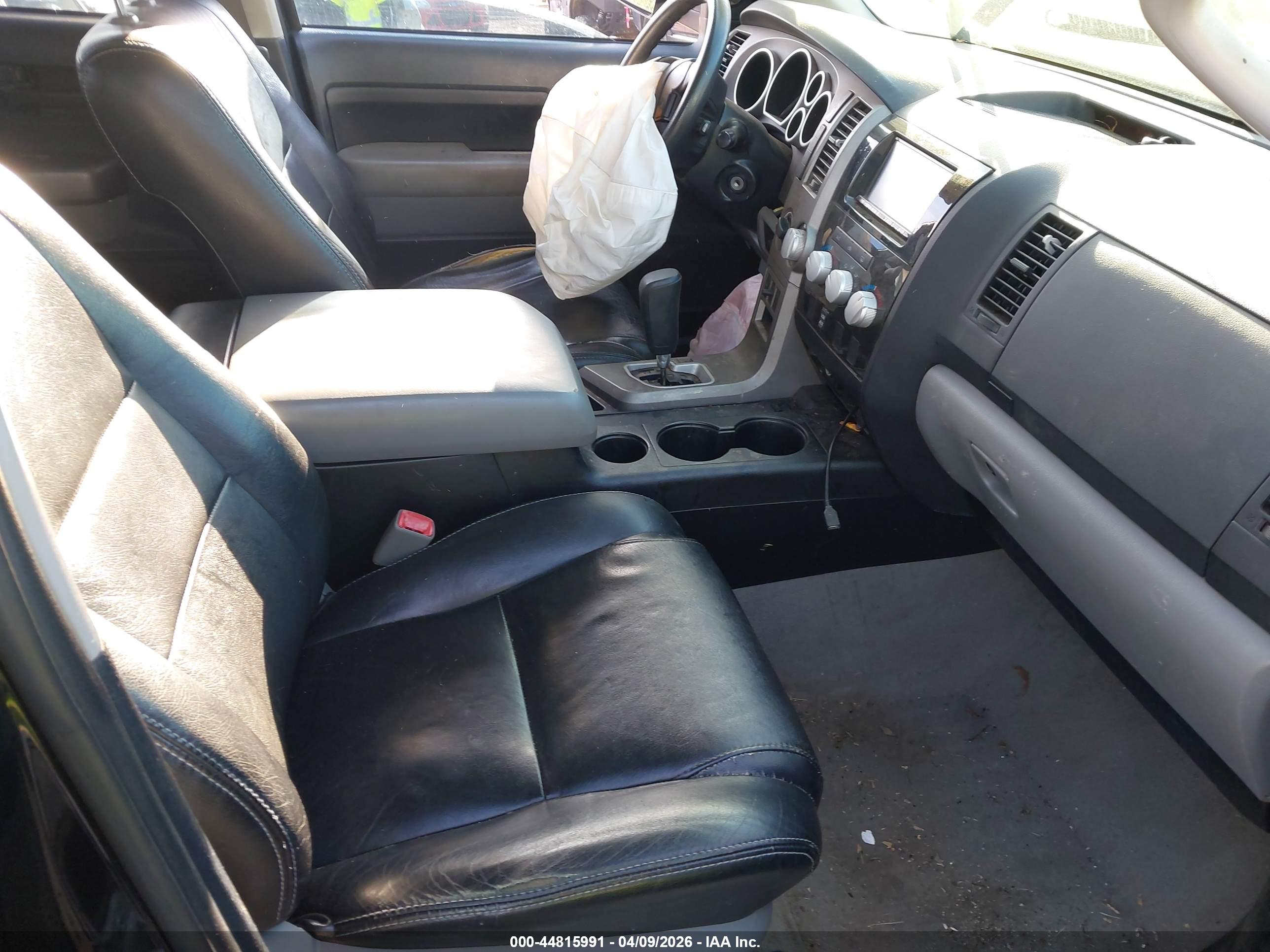 TOYOTA TUNDRA image 5