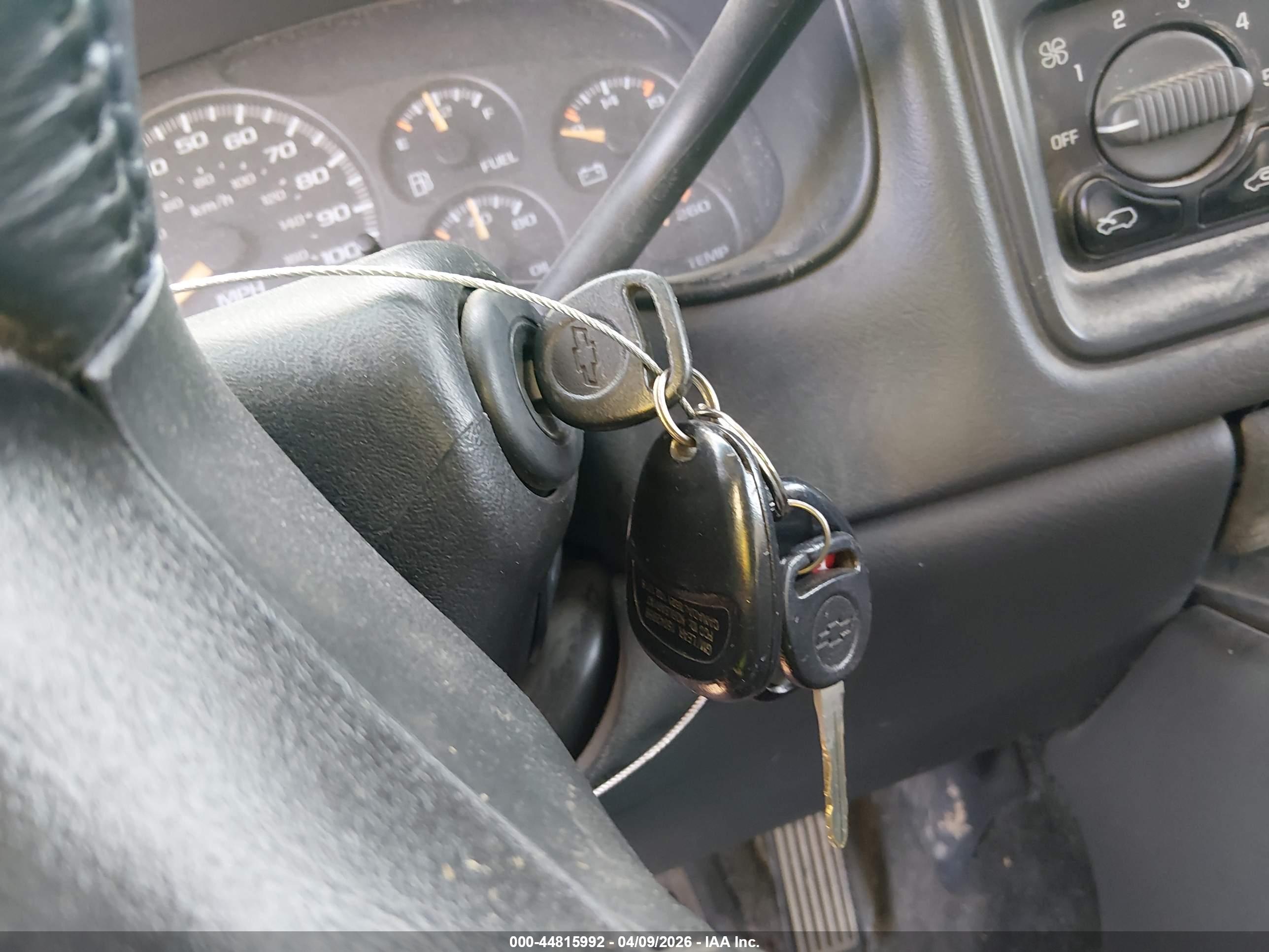 CHEVROLET AVALANCHE image 11