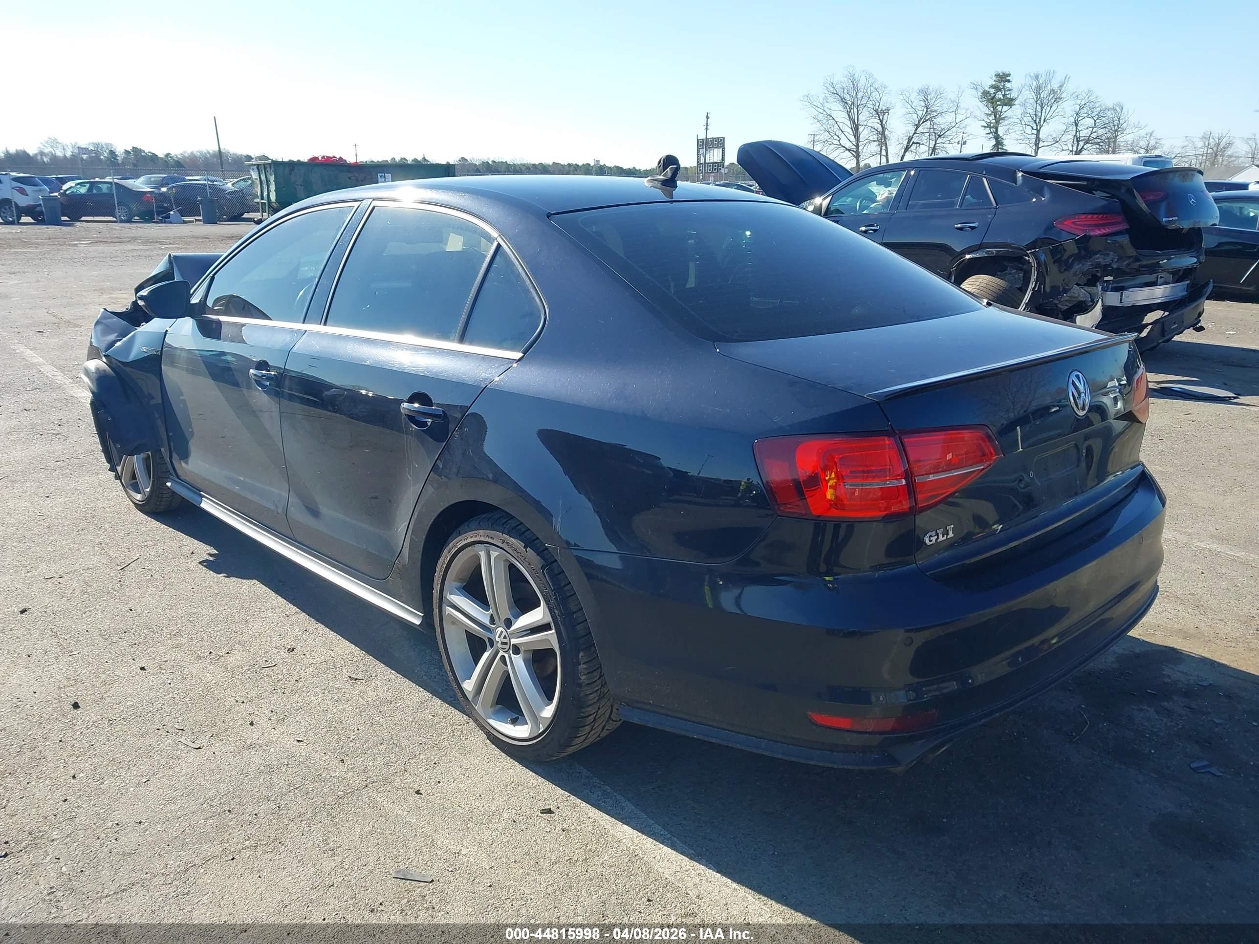 VOLKSWAGEN JETTA image 3