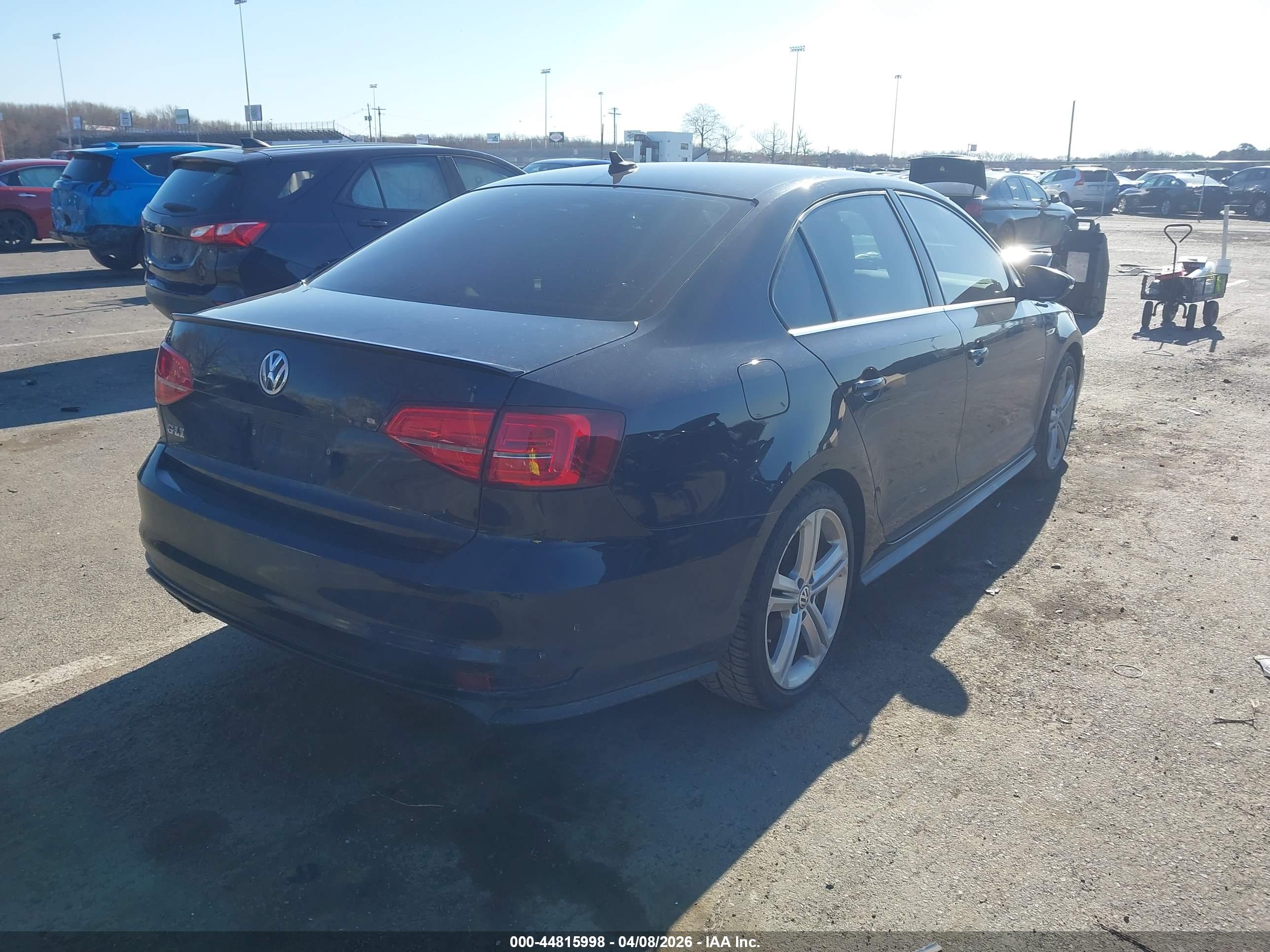 VOLKSWAGEN JETTA image 4