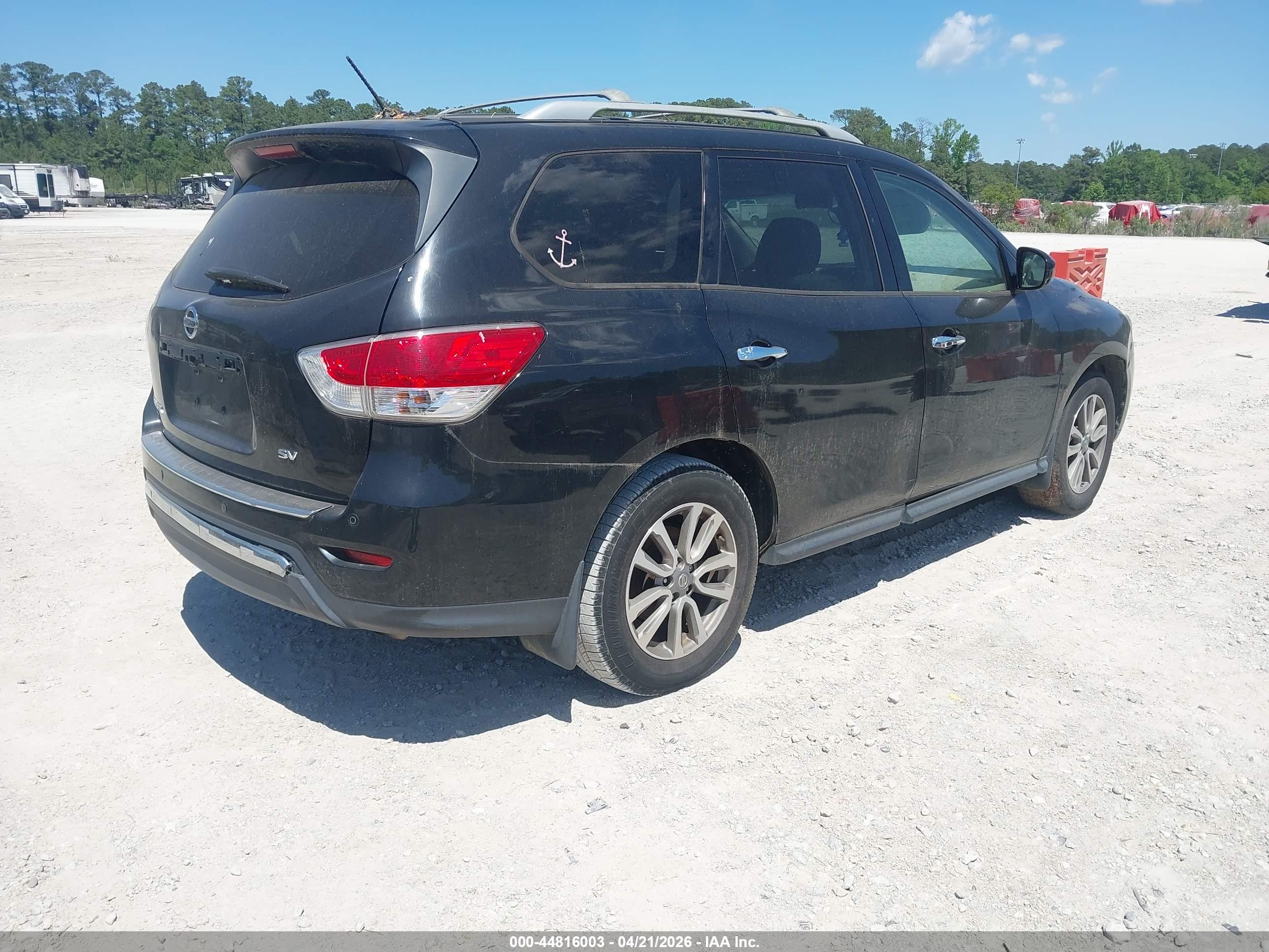 NISSAN PATHFINDER image 4