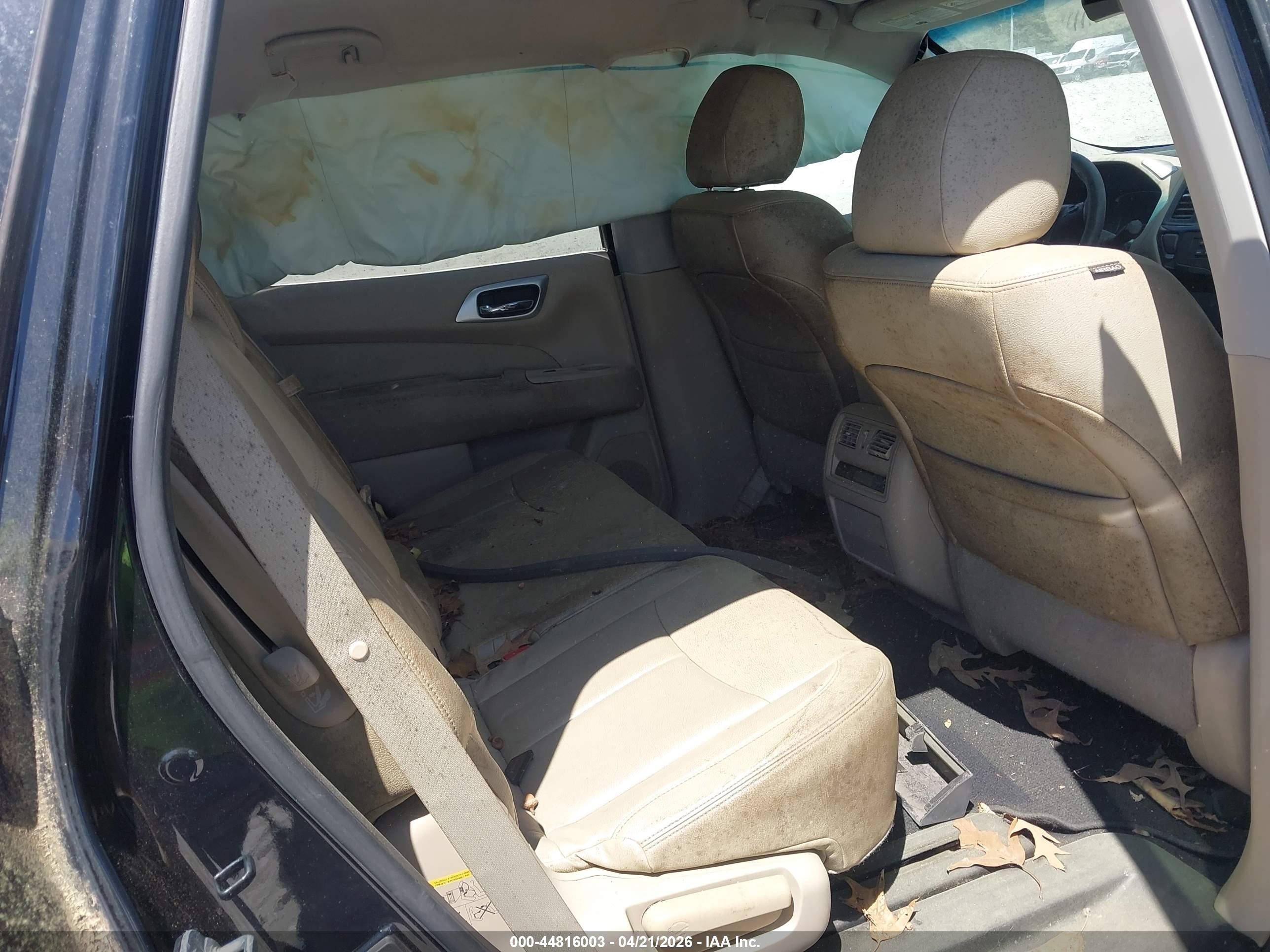 NISSAN PATHFINDER image 8
