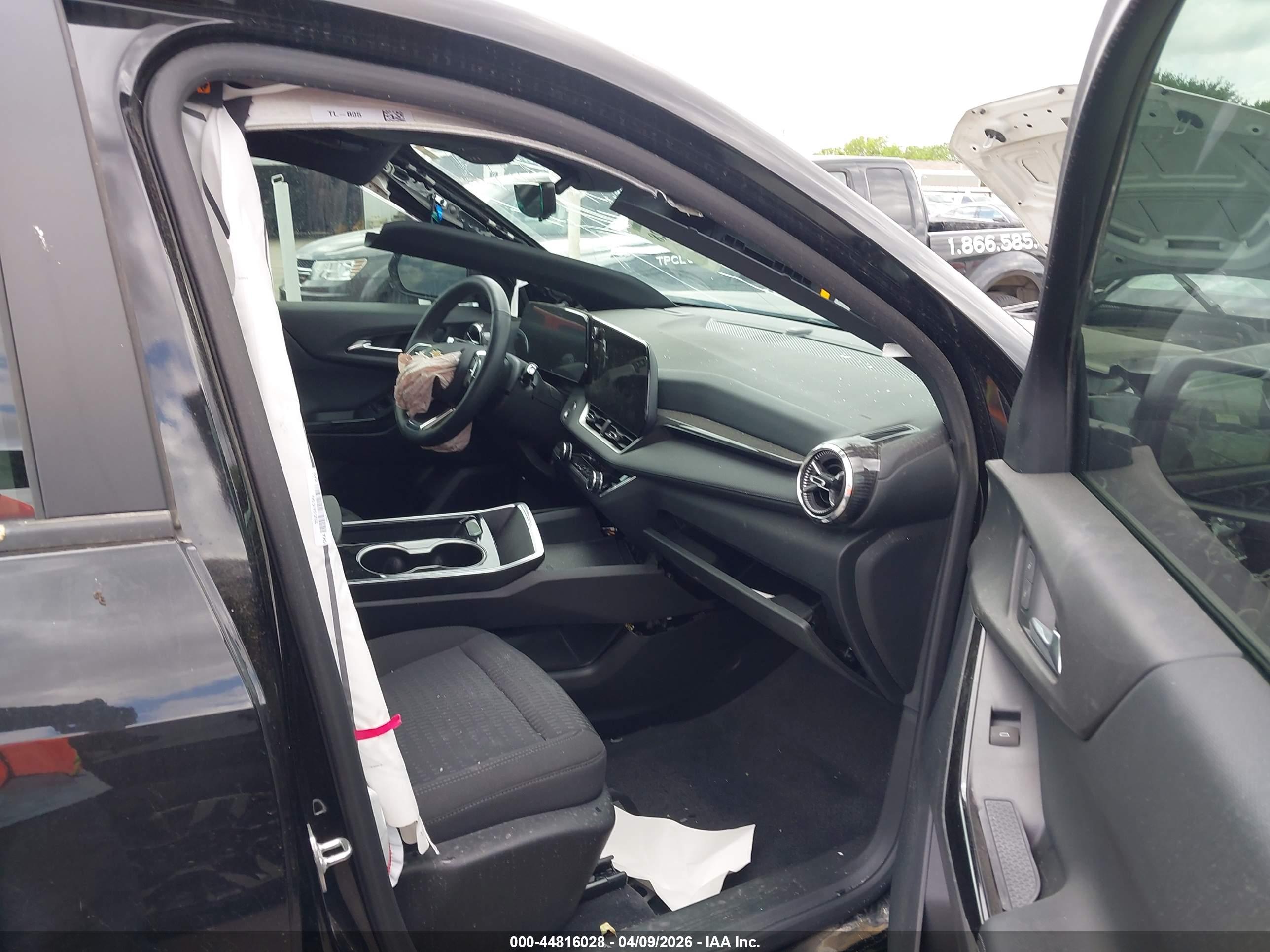 CHEVROLET EQUINOX image 5