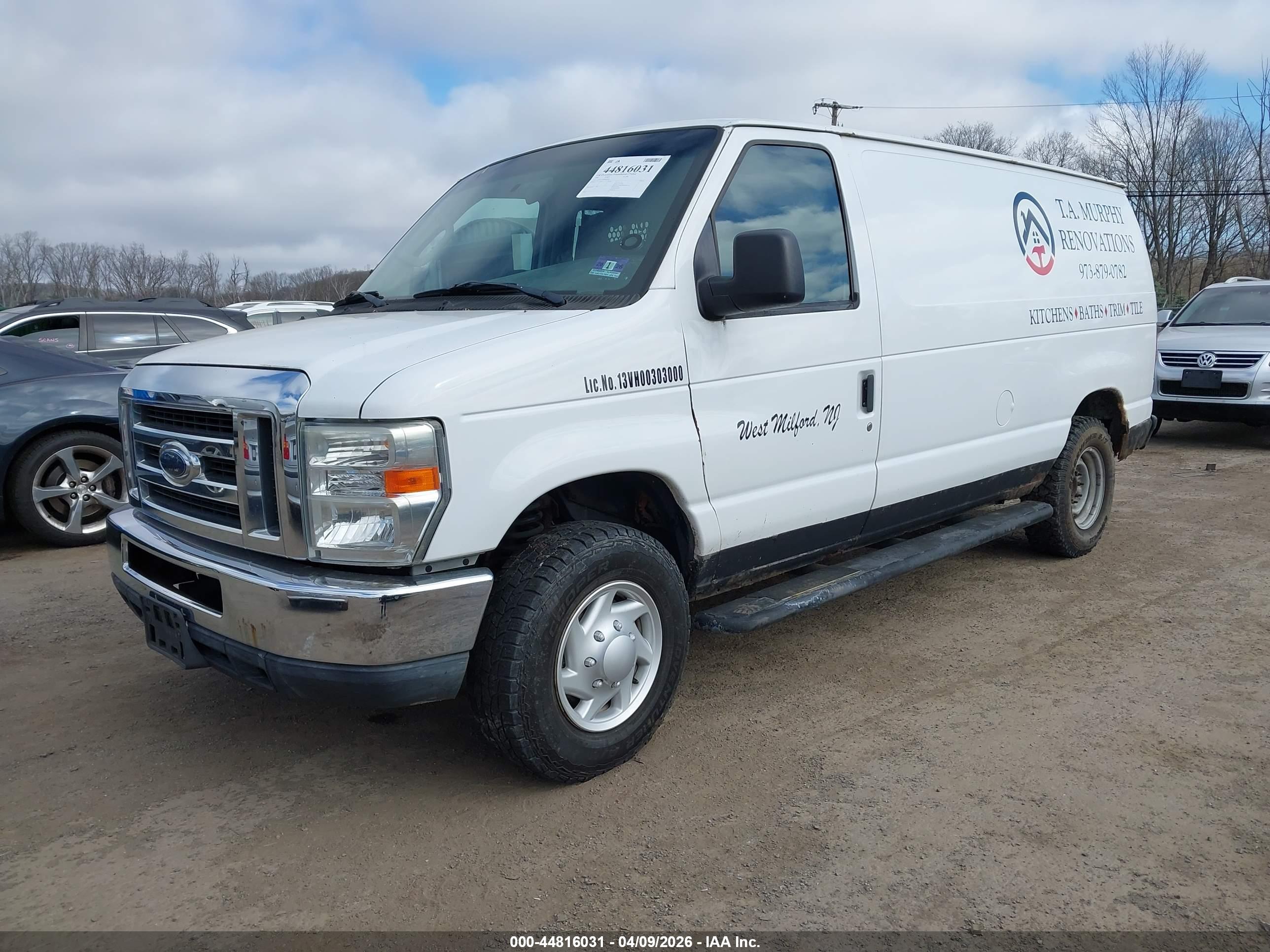 FORD E-250 image 2