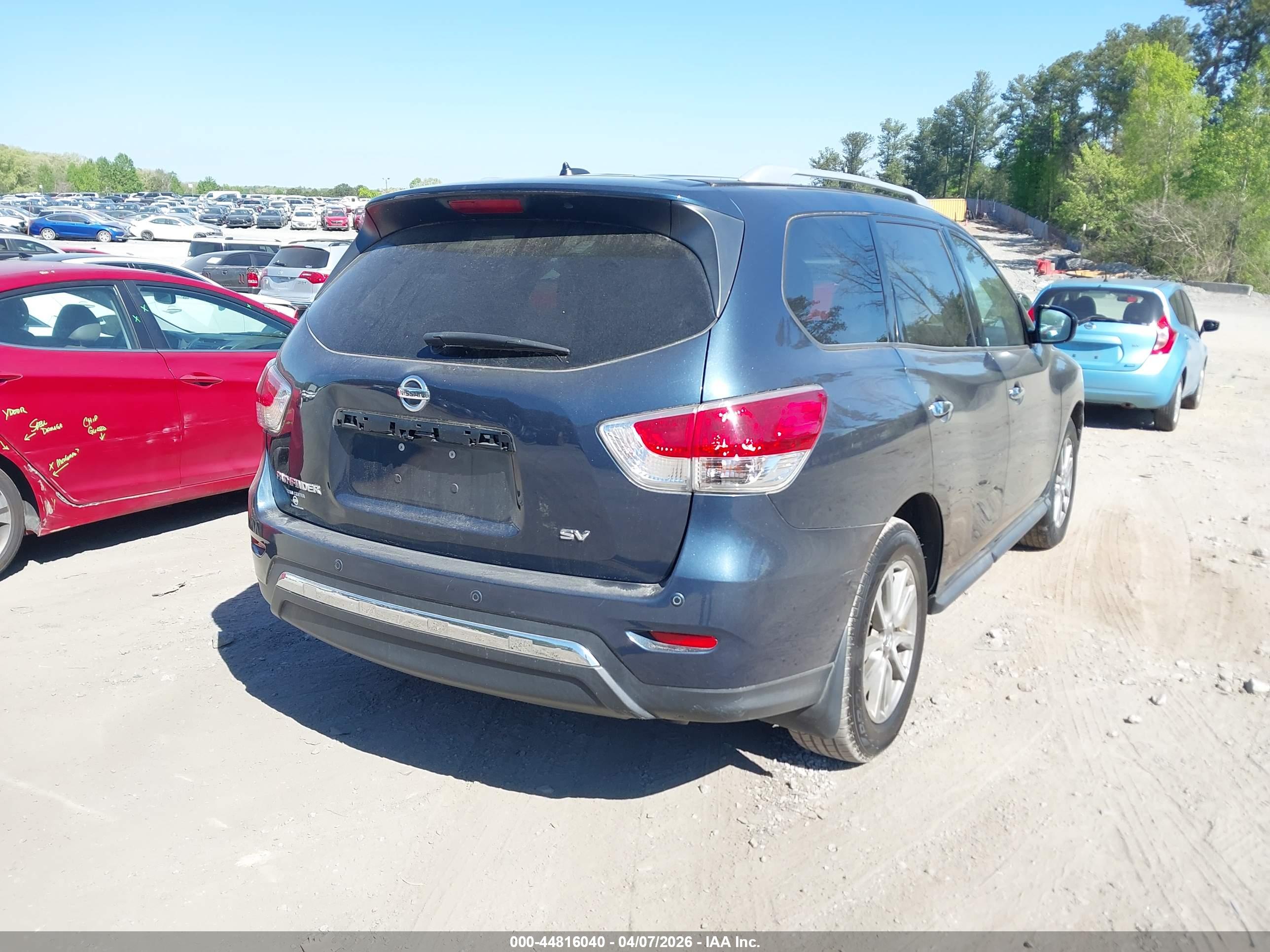 NISSAN PATHFINDER image 4