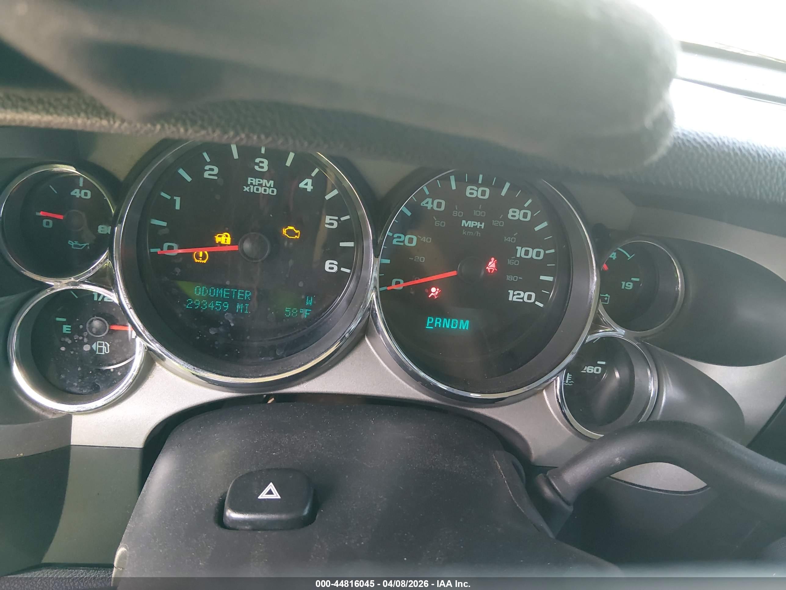 CHEVROLET SILVERADO image 7