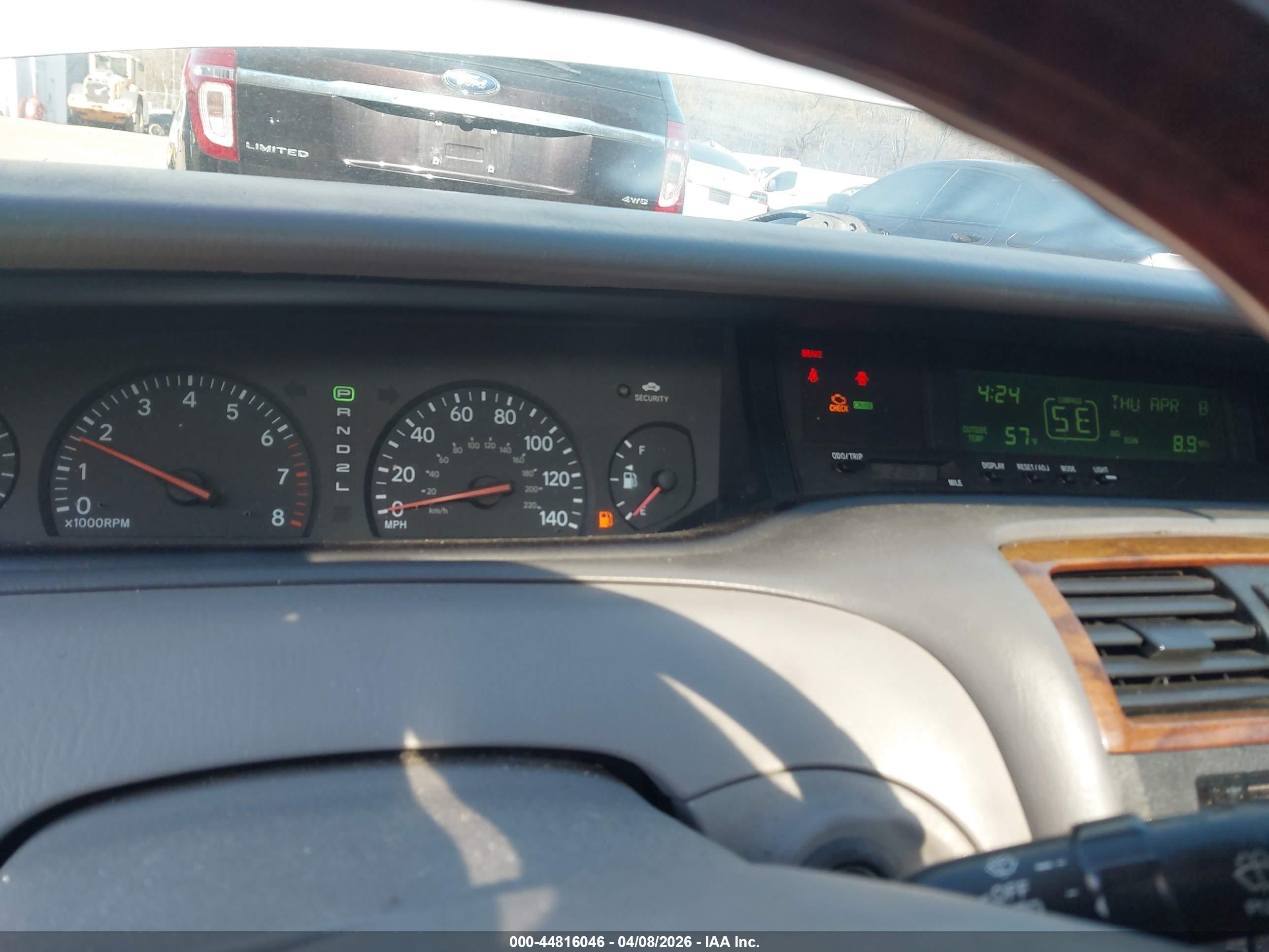 TOYOTA AVALON image 7