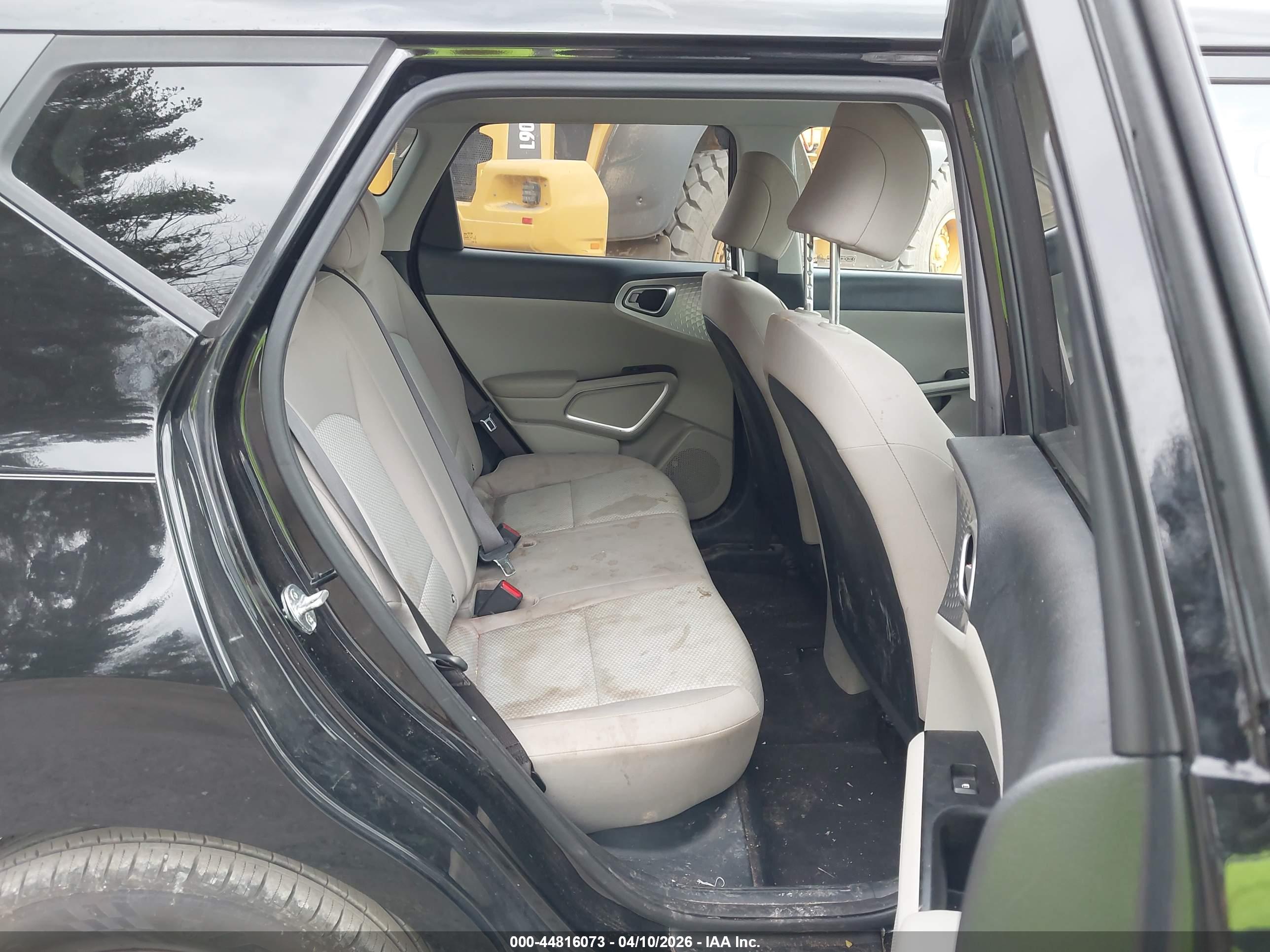 KIA SOUL image 8