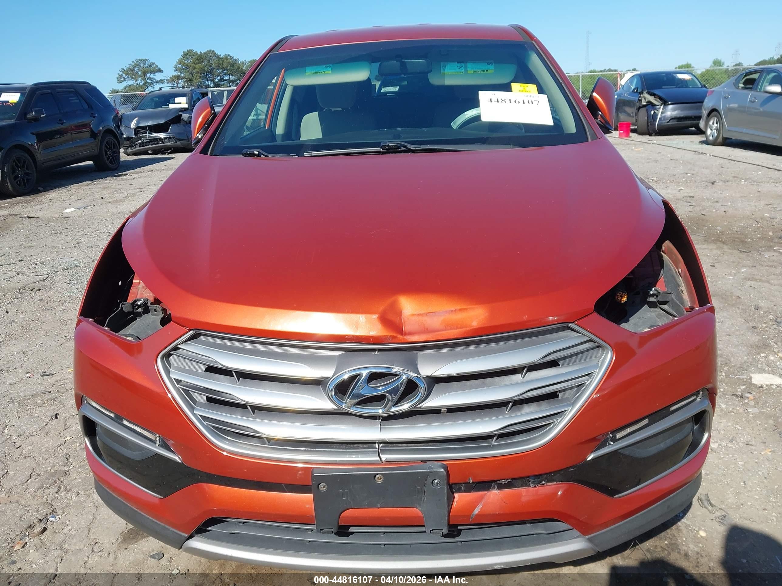 HYUNDAI SANTA image 6