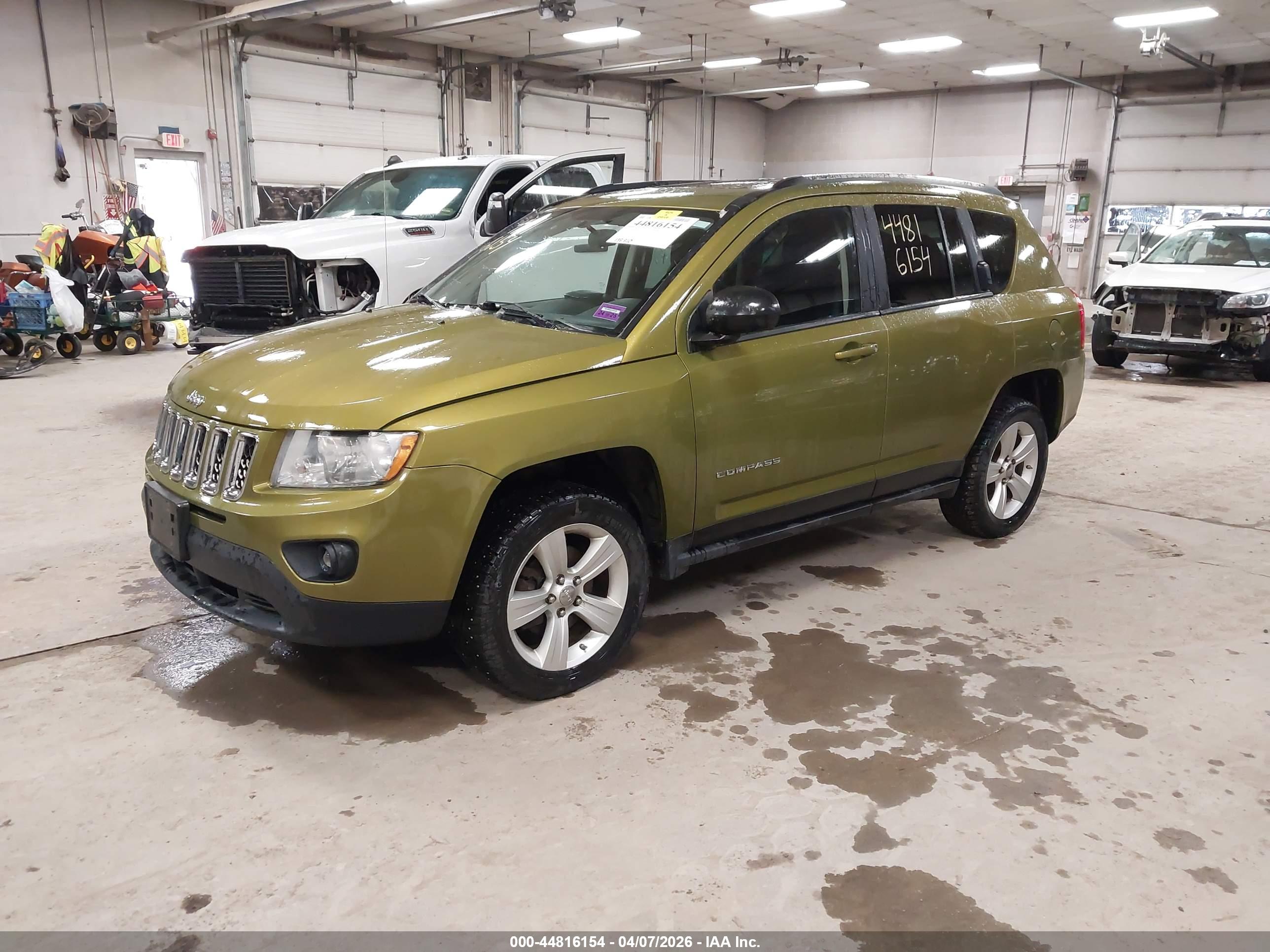 JEEP COMPASS image 2
