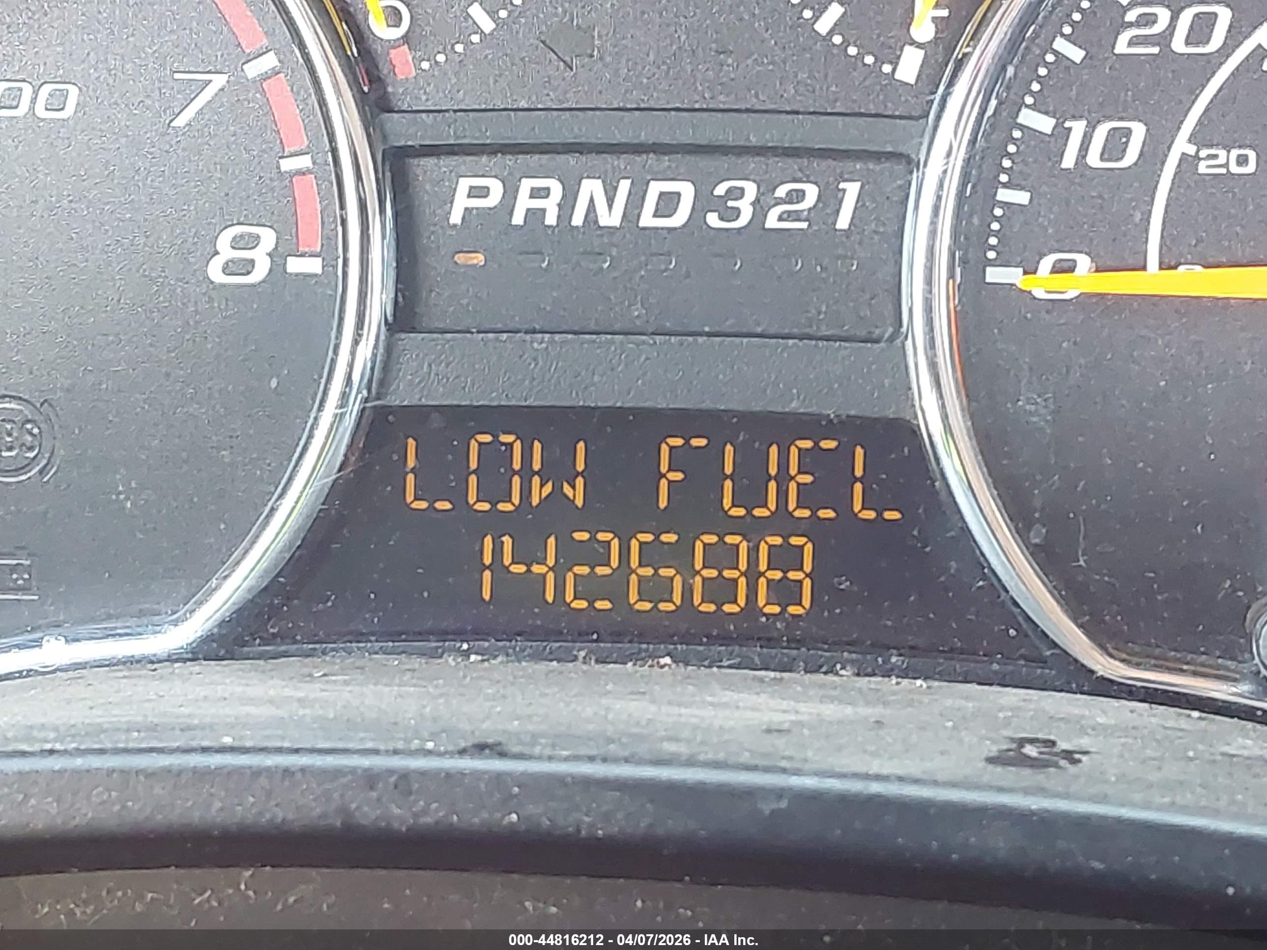 GMC CANYON image 7