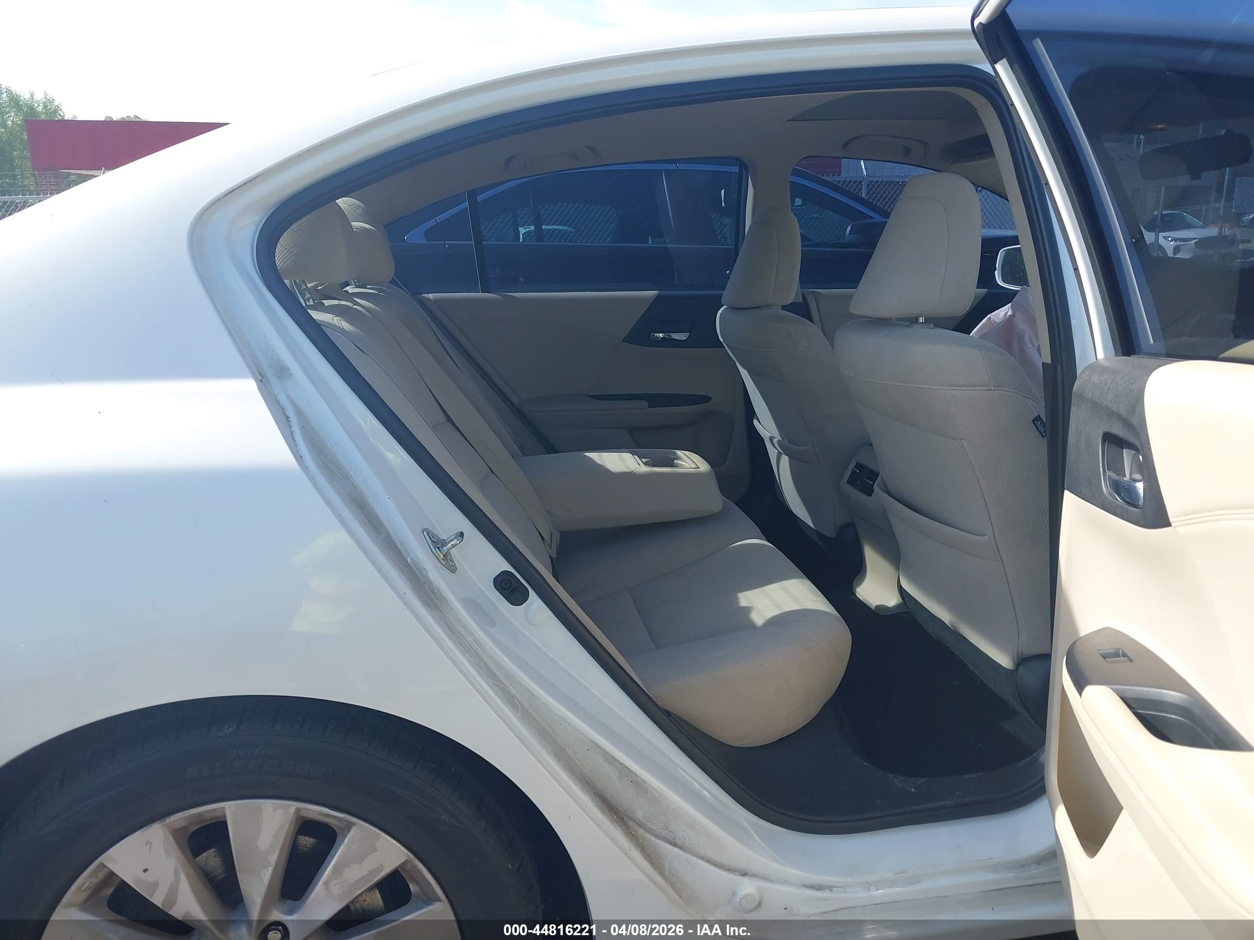 HONDA ACCORD image 8