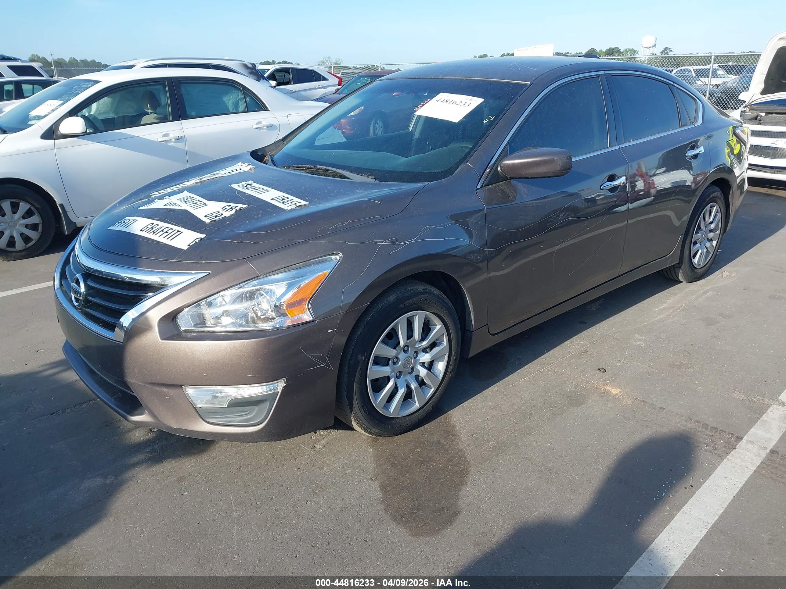 NISSAN ALTIMA image 2