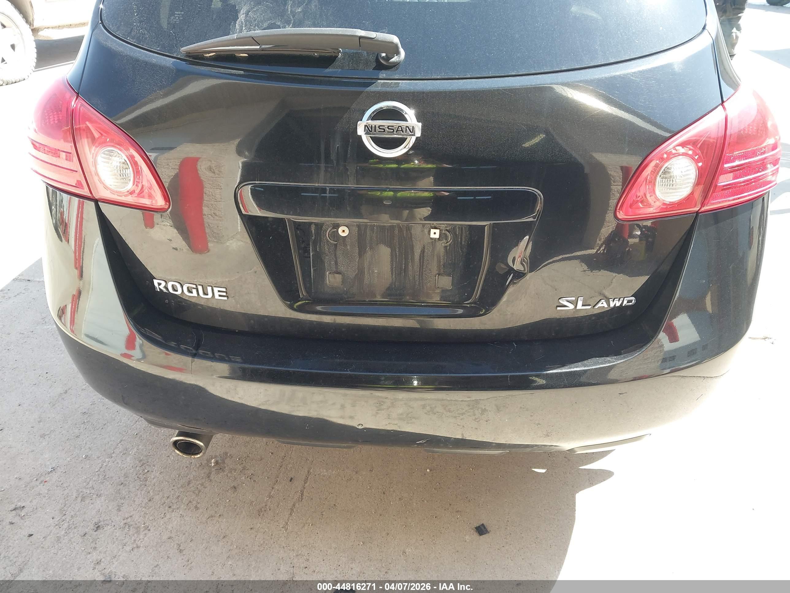 NISSAN ROGUE image 6