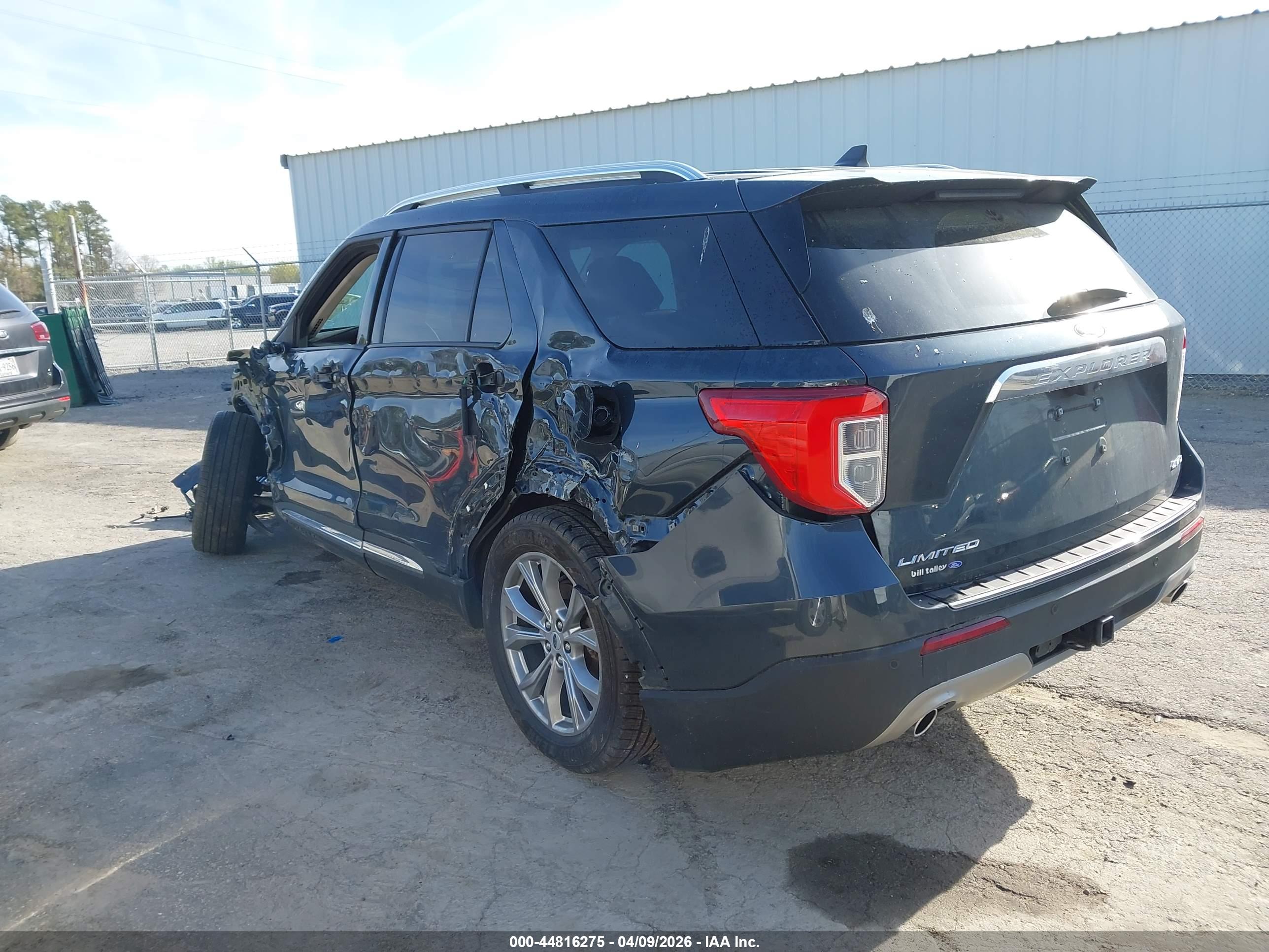 FORD EXPLORER image 3
