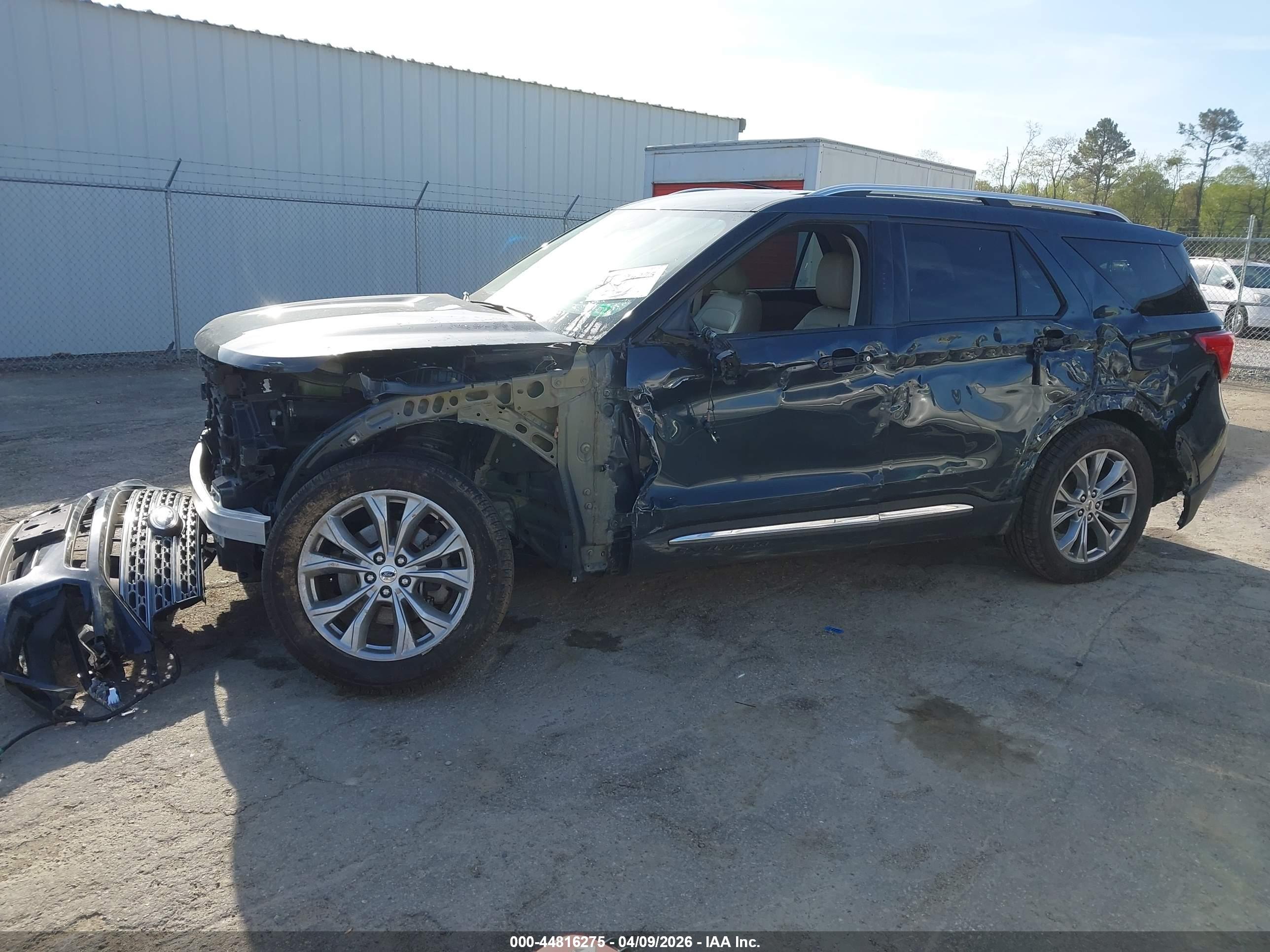 FORD EXPLORER image 6