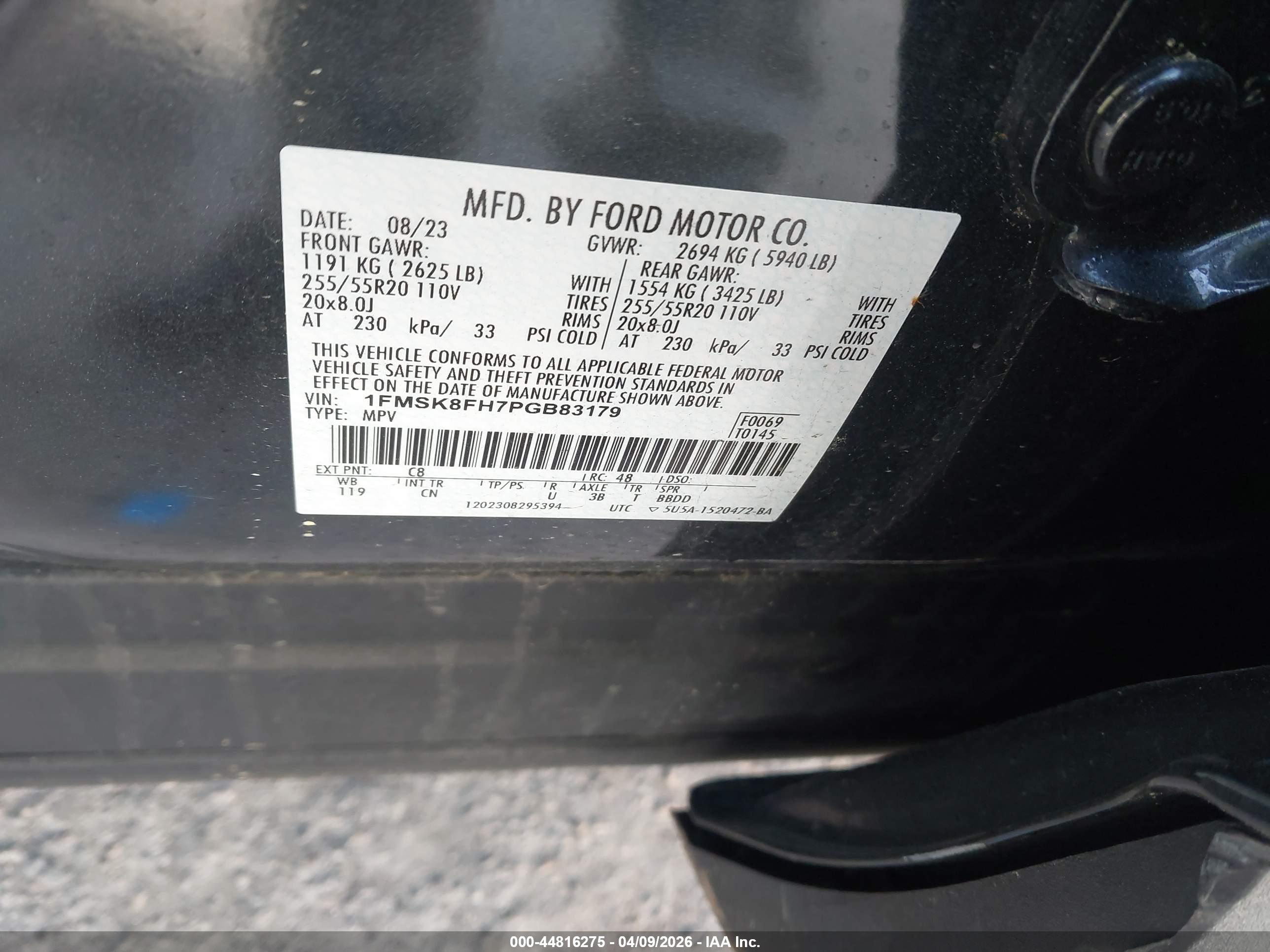 FORD EXPLORER image 9