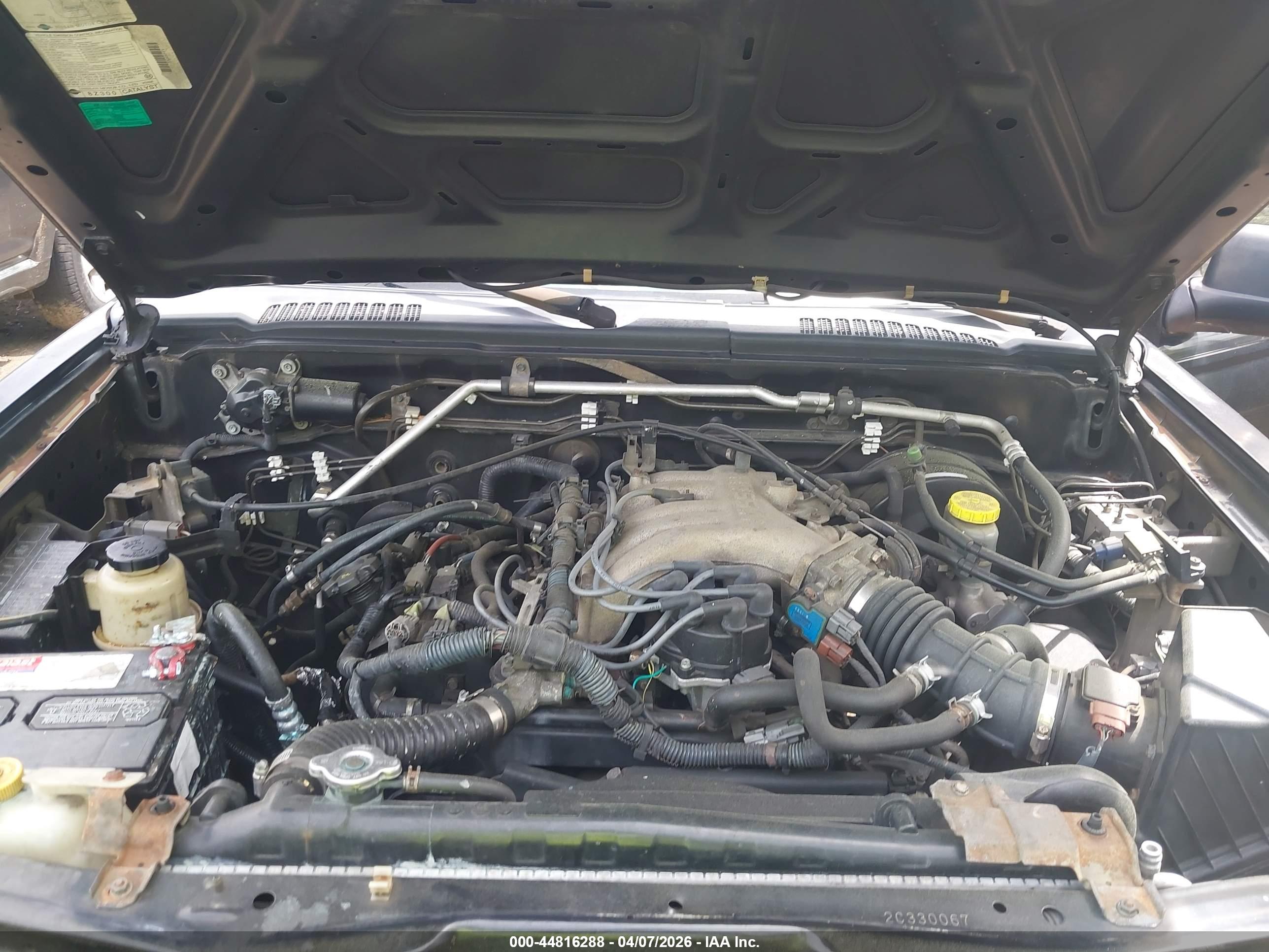 NISSAN FRONTIER image 10