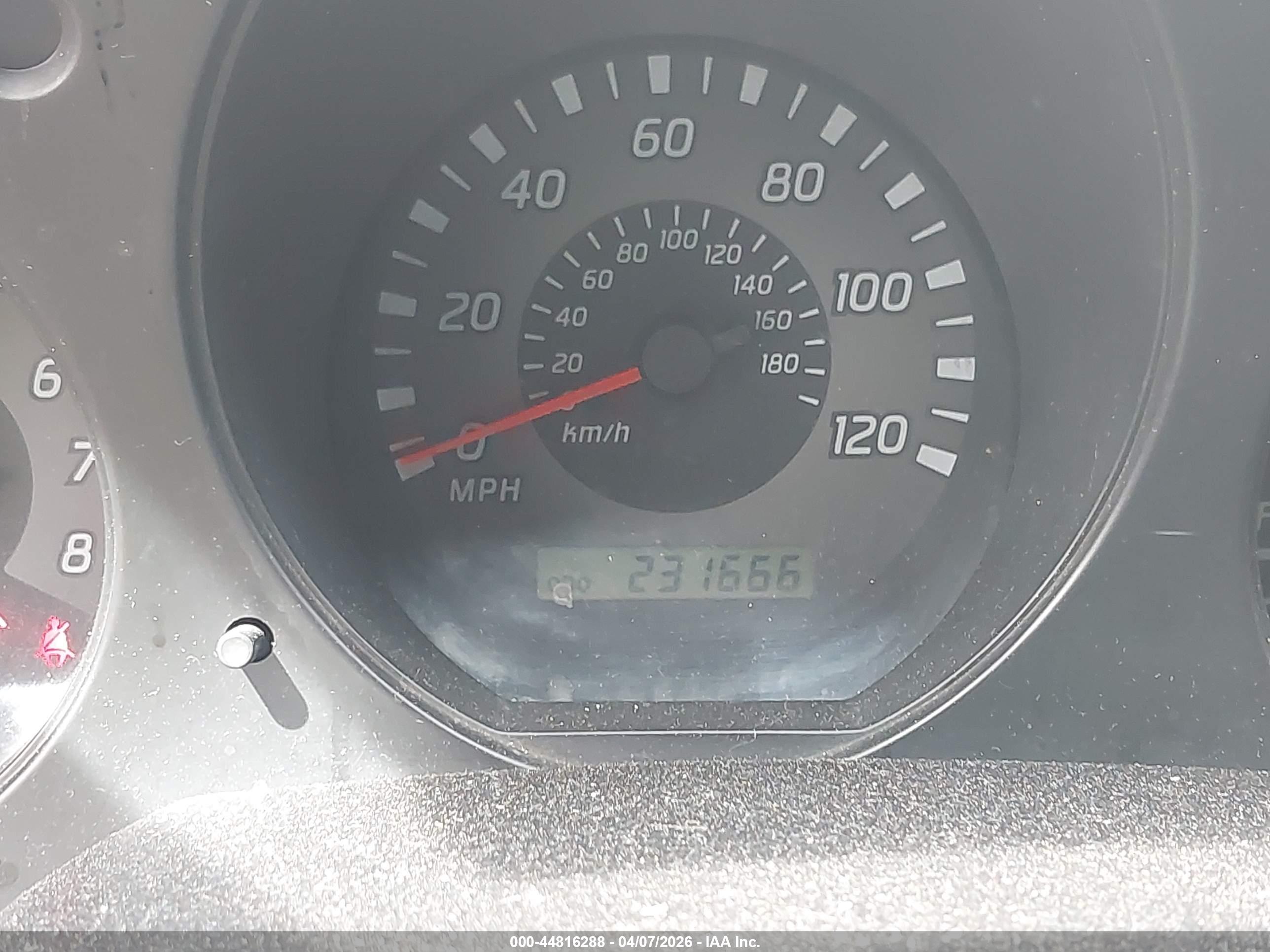 NISSAN FRONTIER image 7