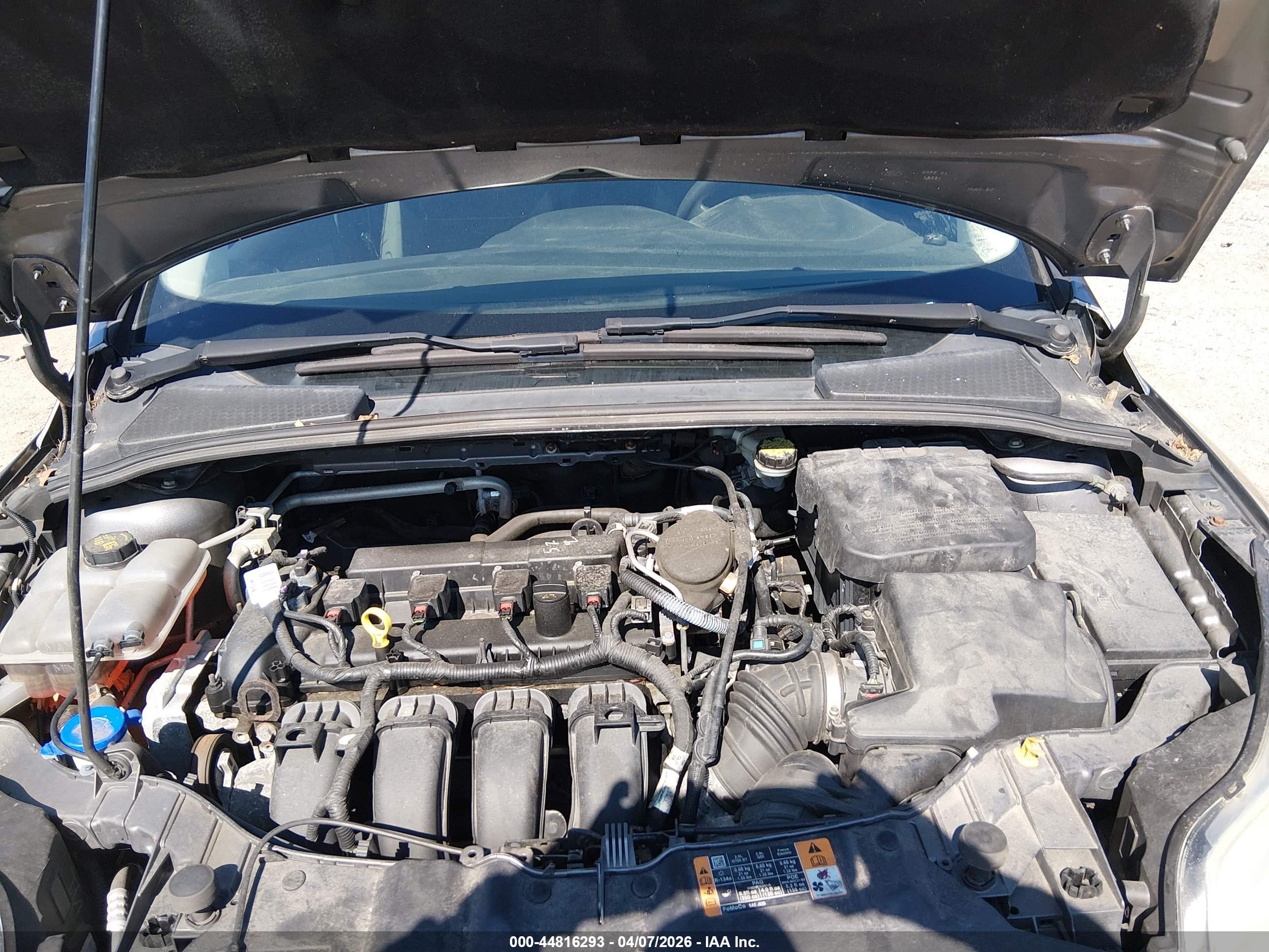 FORD FOCUS image 10