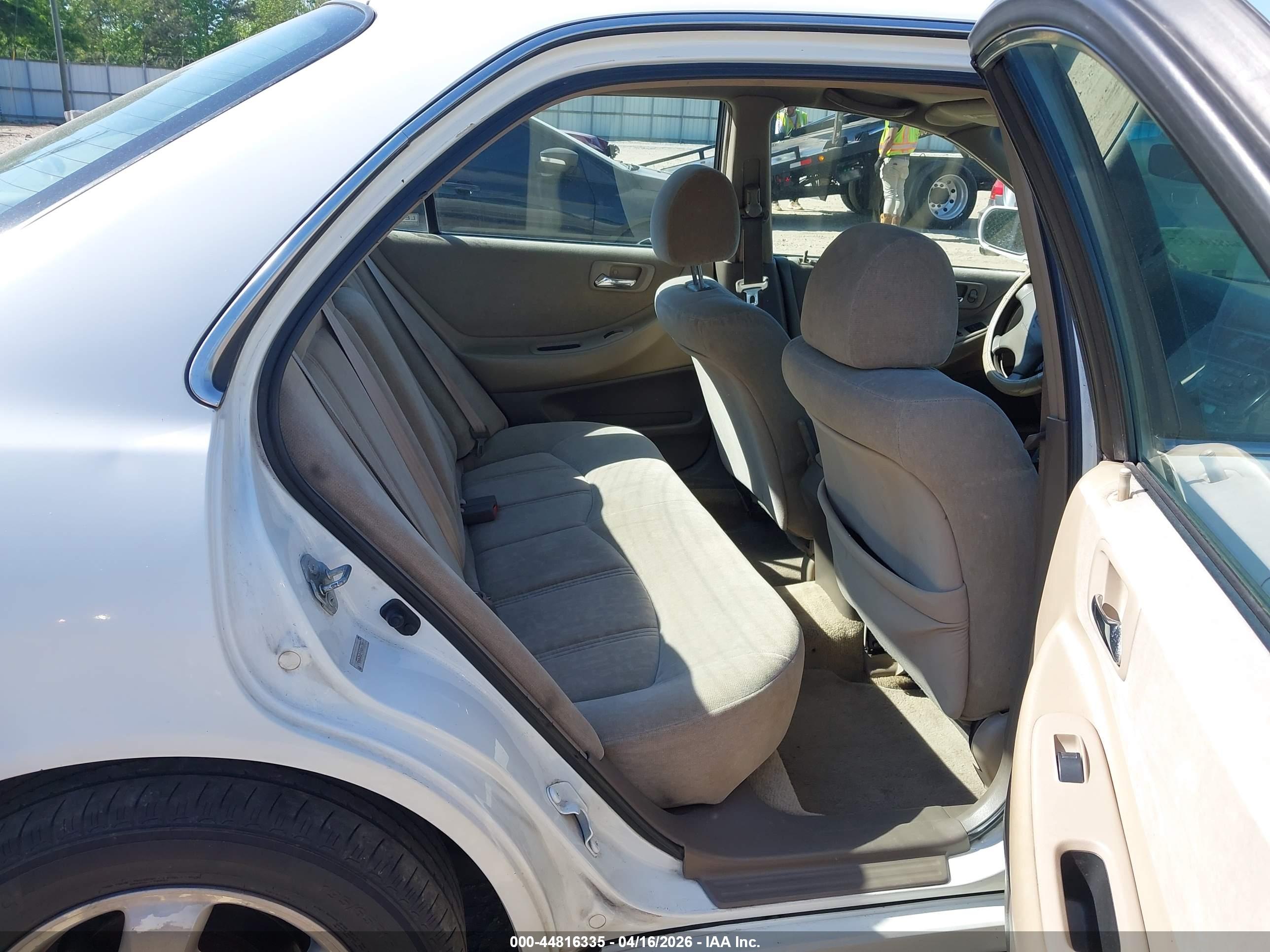 HONDA ACCORD image 8