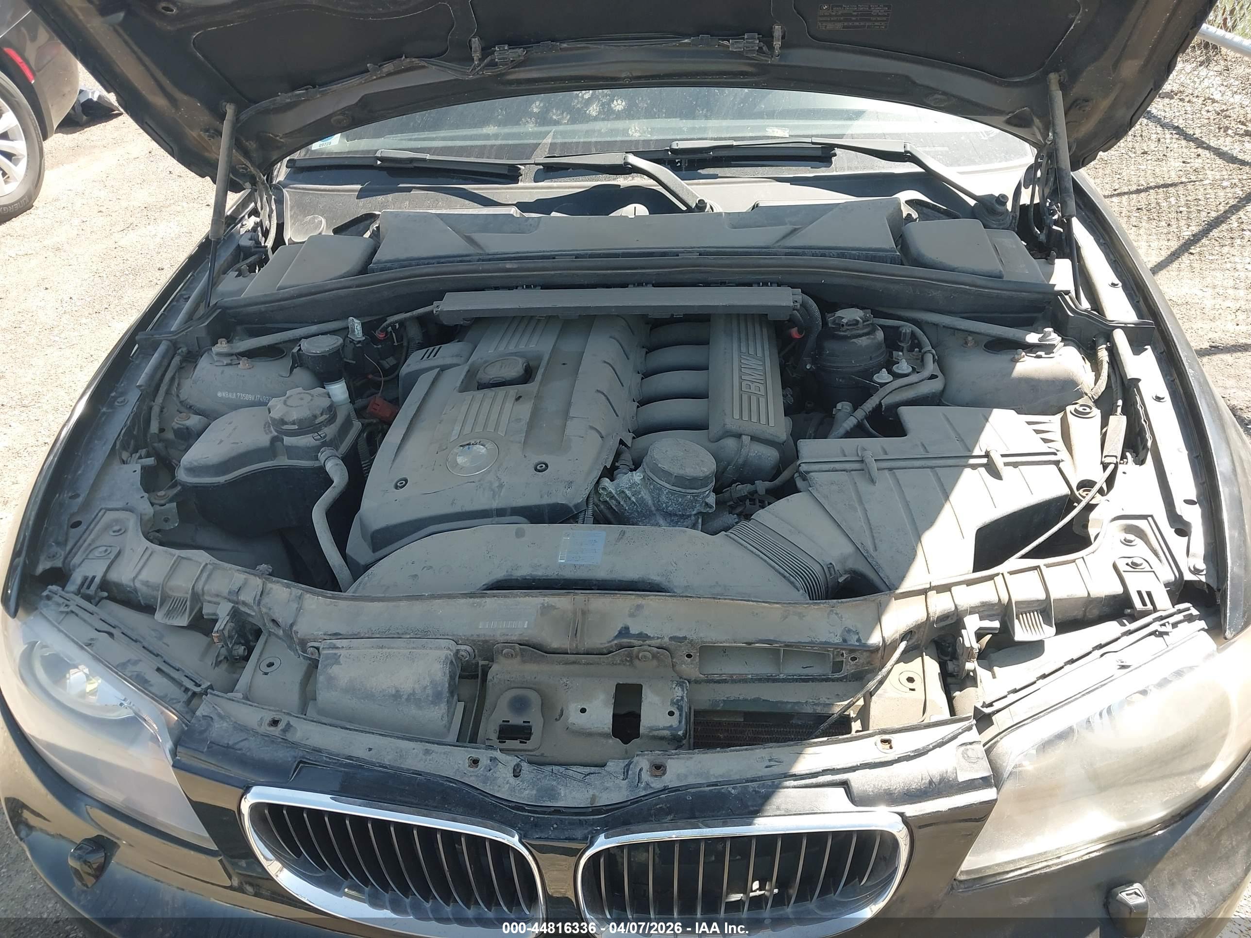 BMW 128I image 10