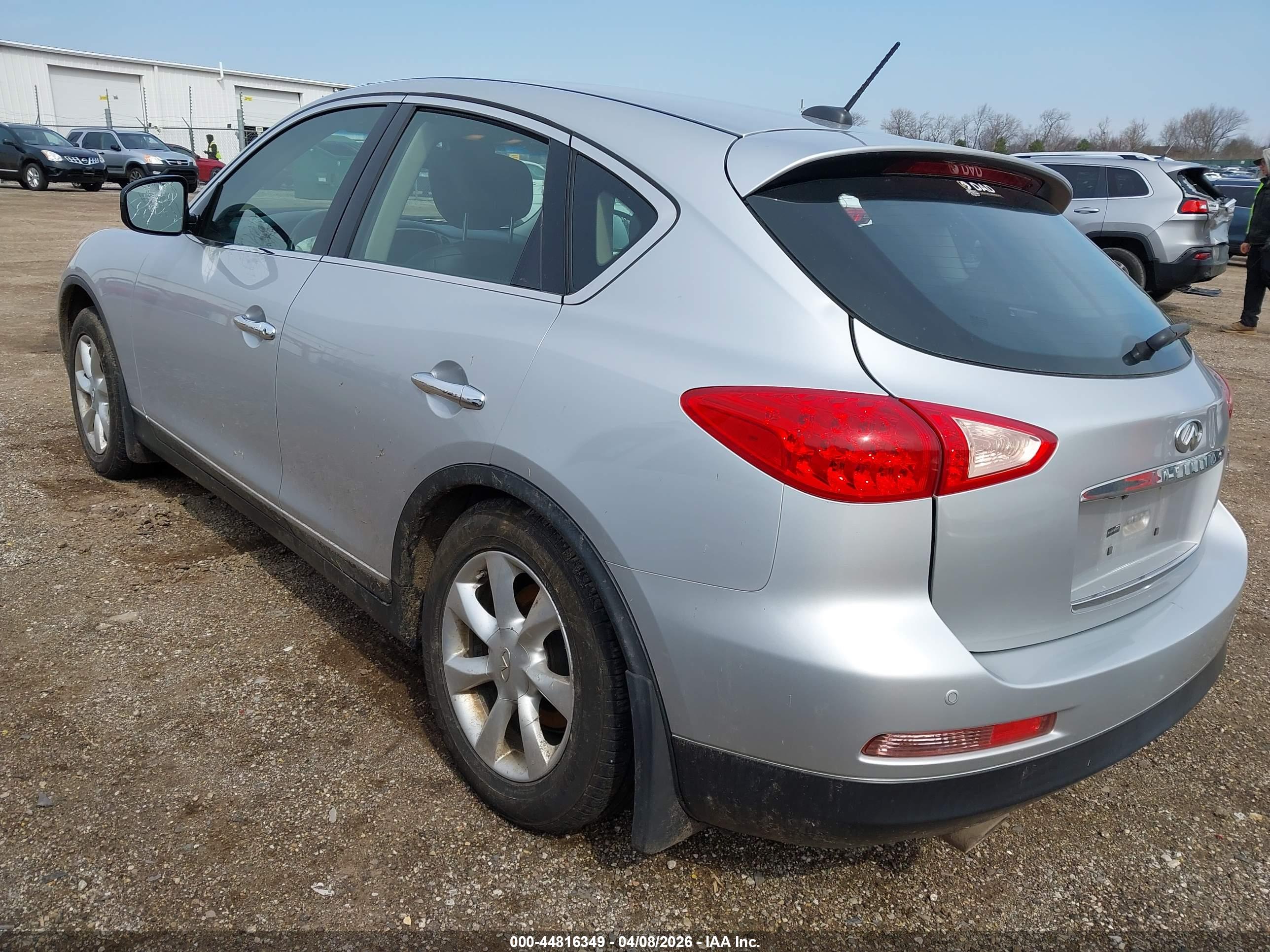 INFINITI EX35 image 3