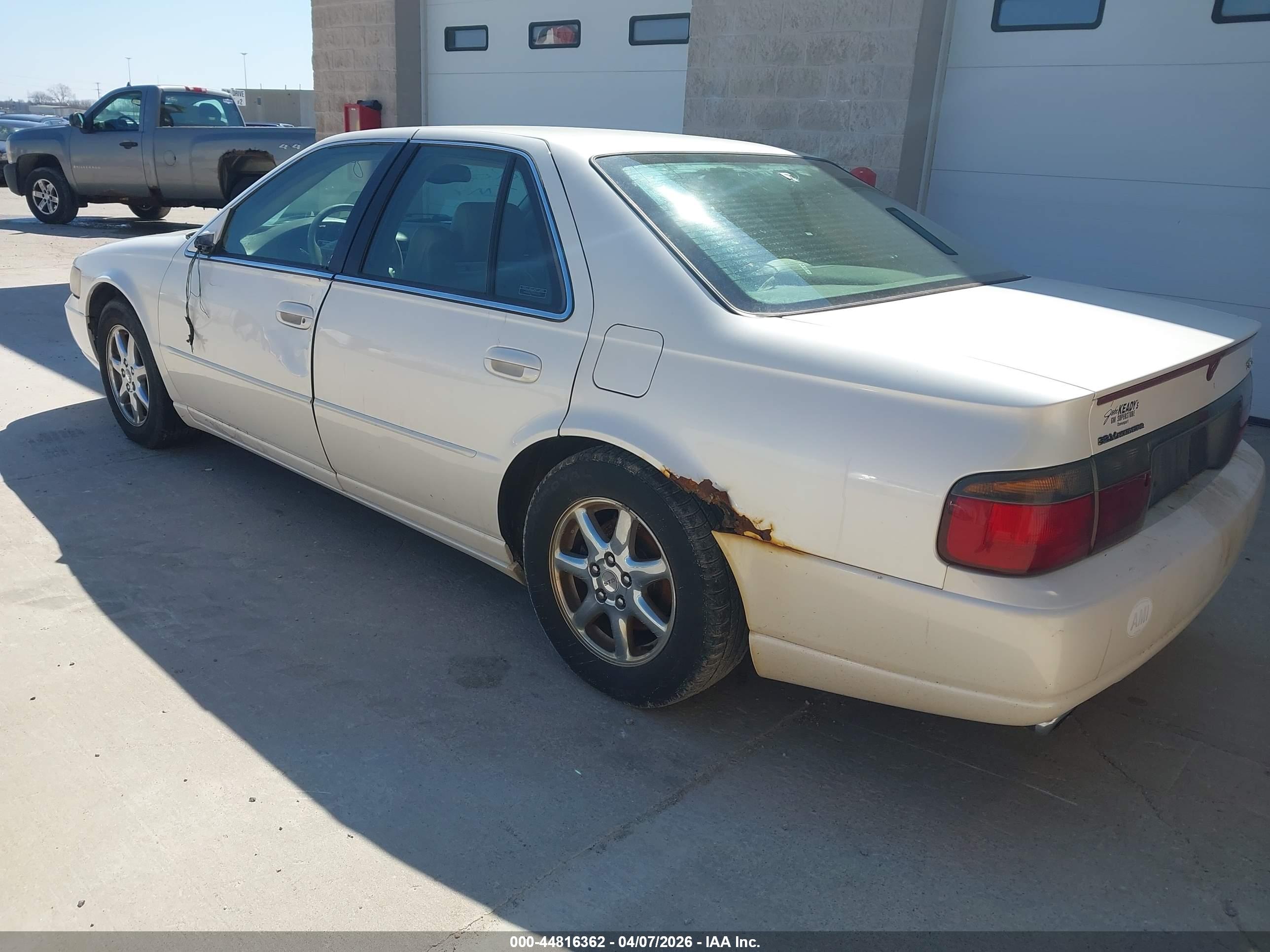 CADILLAC SEVILLE image 3