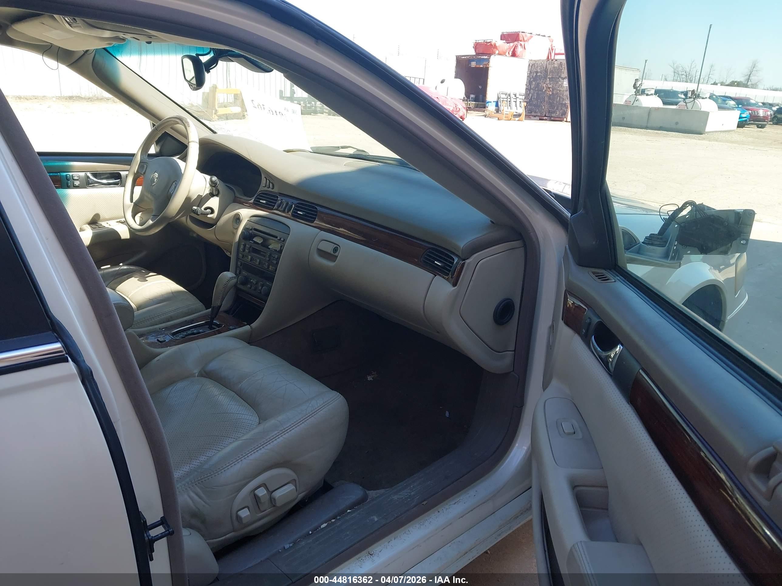 CADILLAC SEVILLE image 5