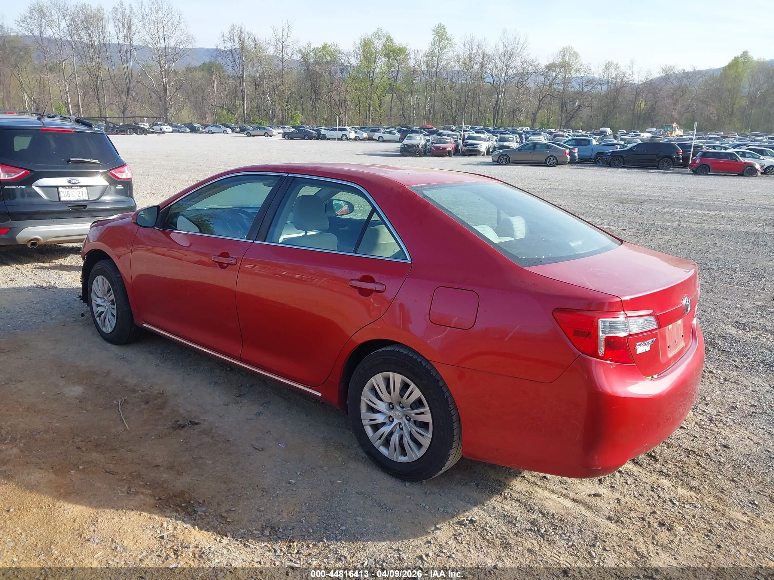 TOYOTA CAMRY image 3