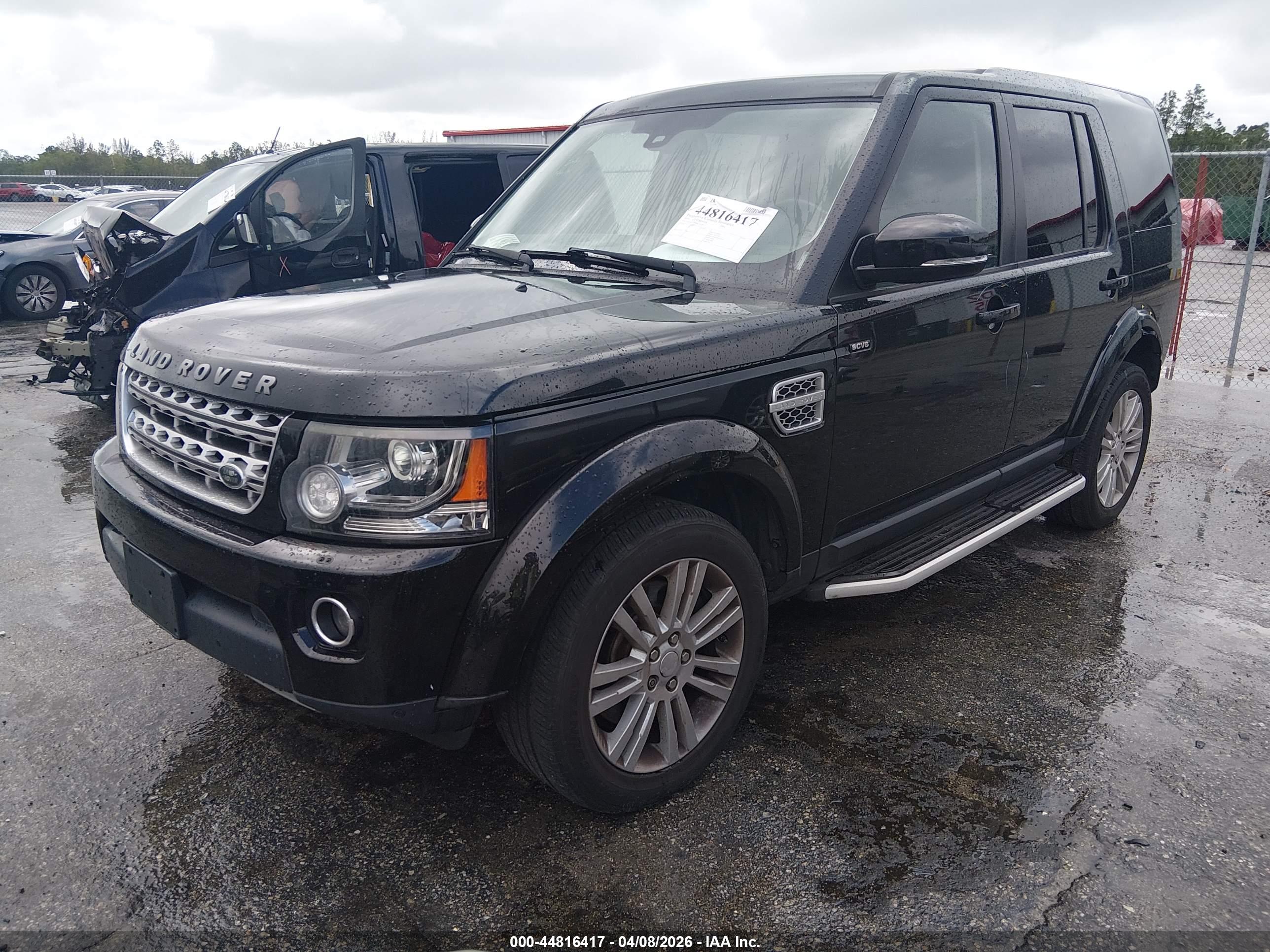 LAND ROVER image 2