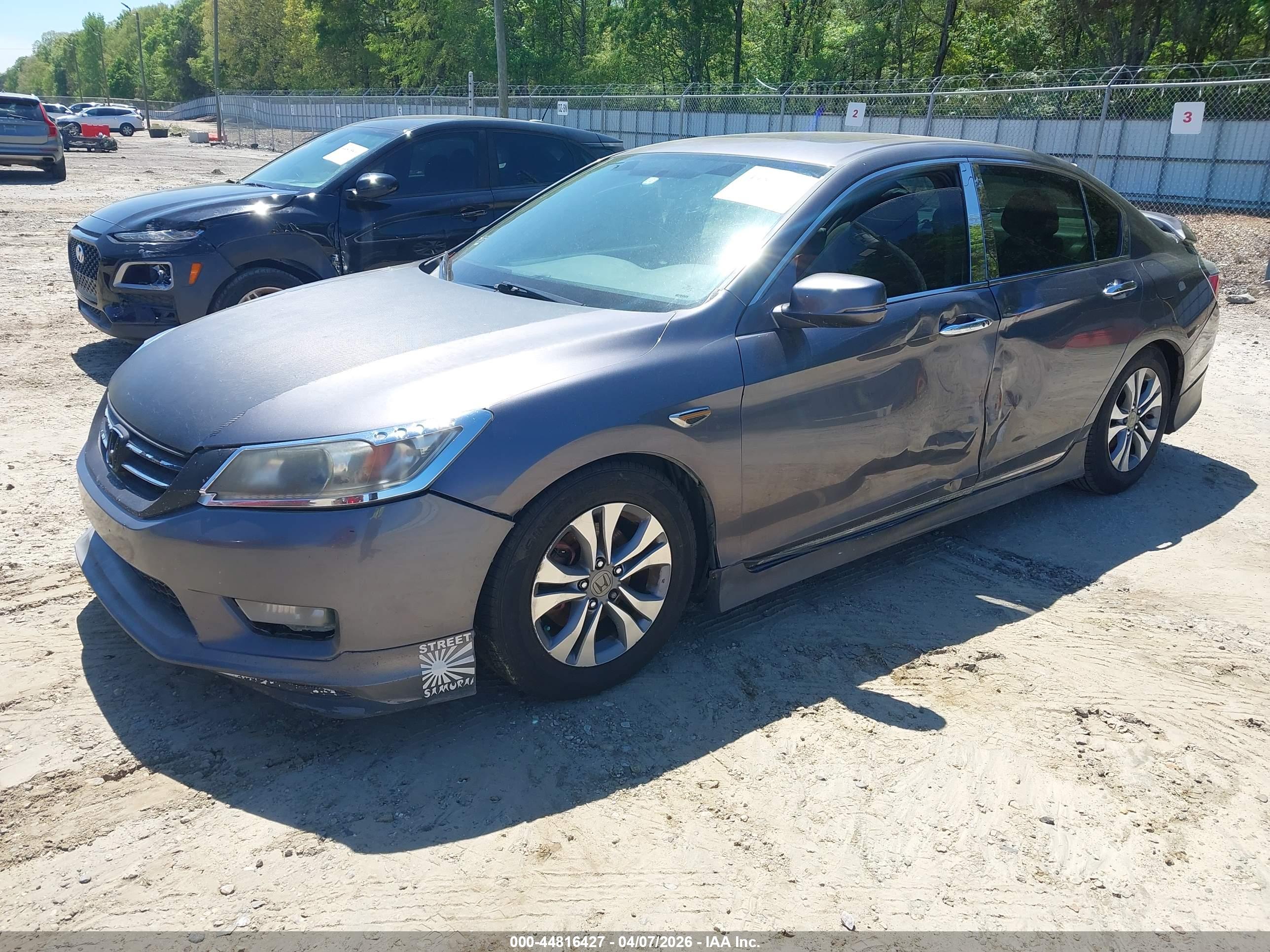 HONDA ACCORD image 2