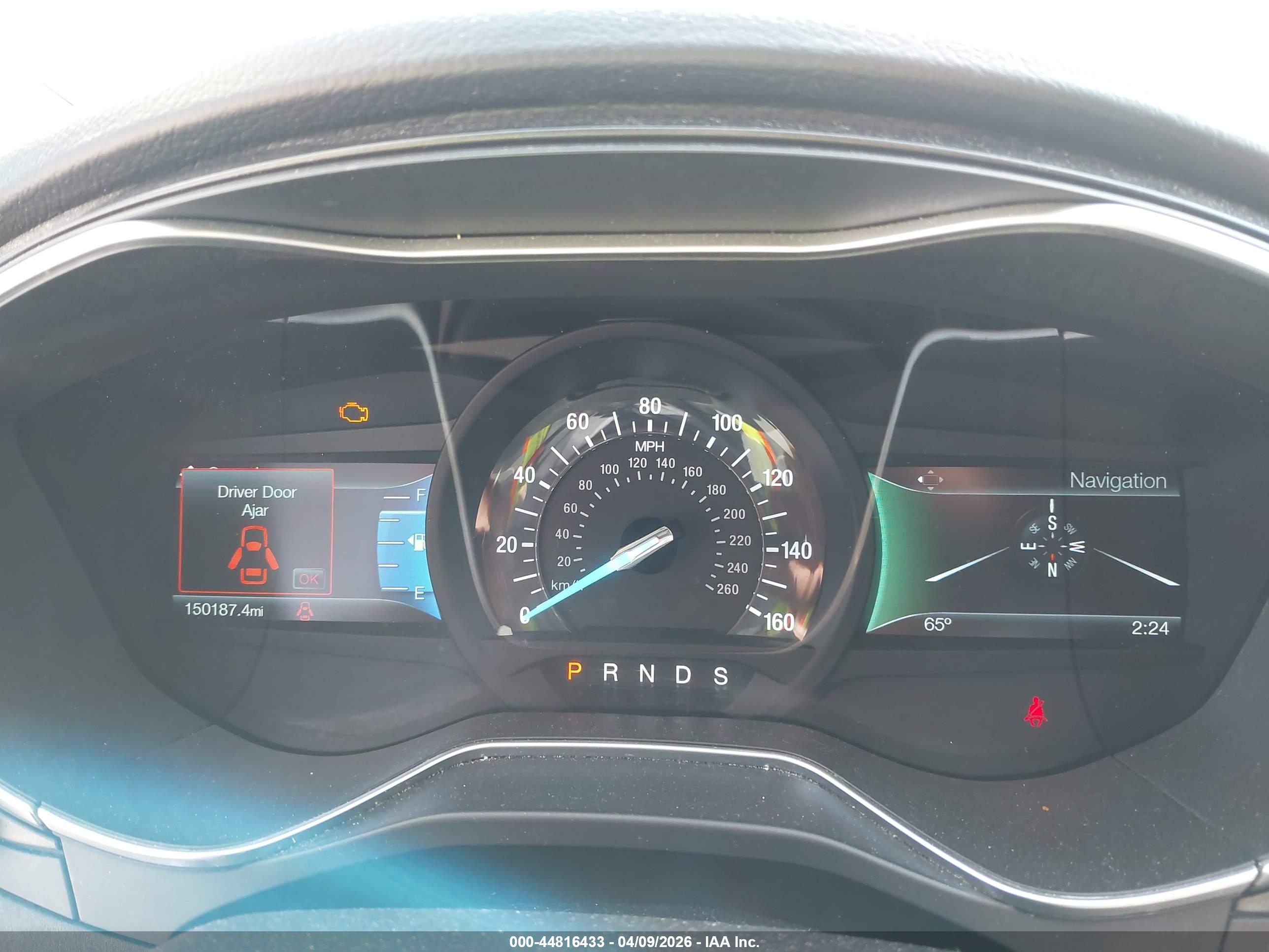 FORD FUSION image 7