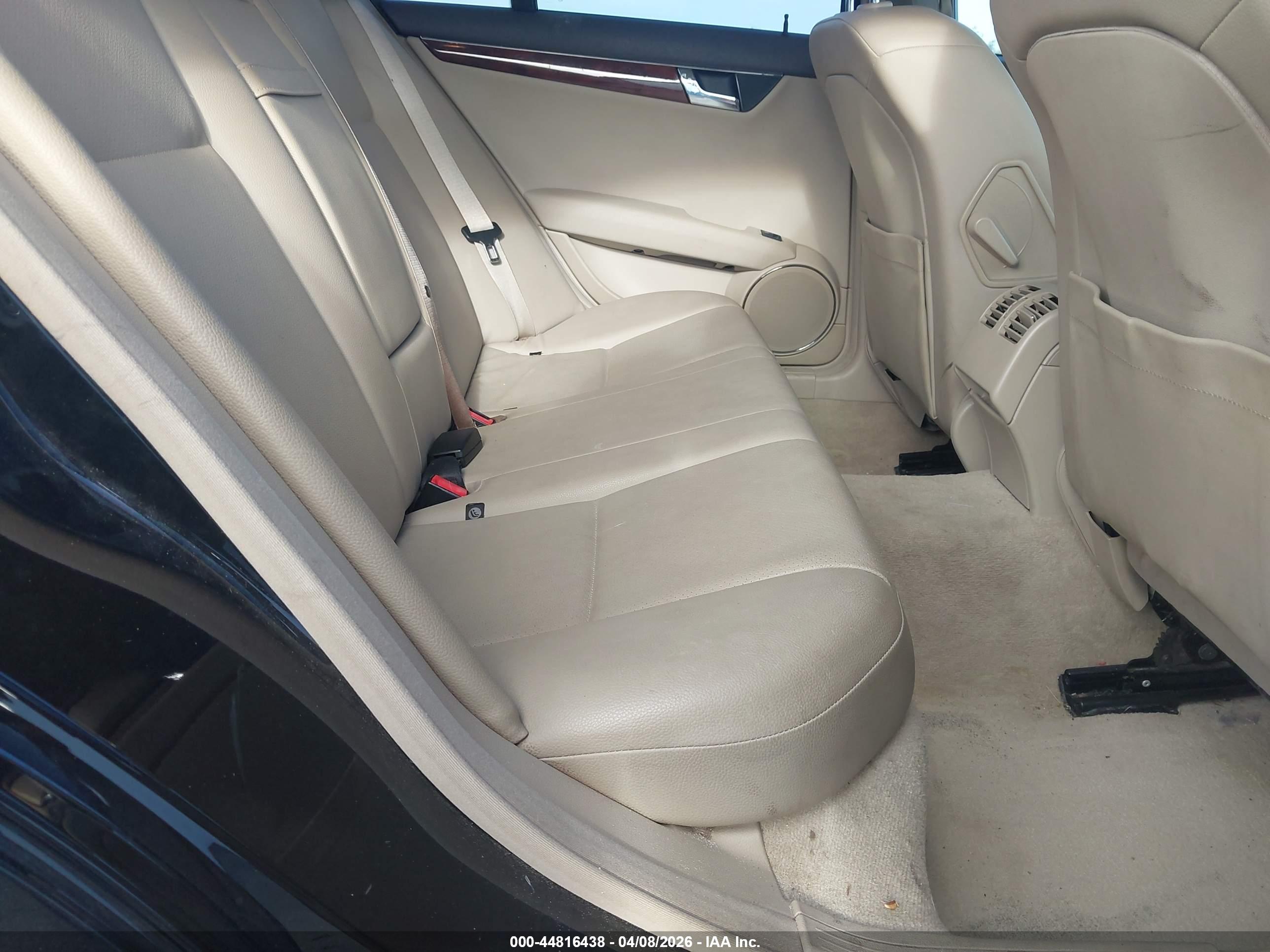 MERCEDES-BENZ C image 8
