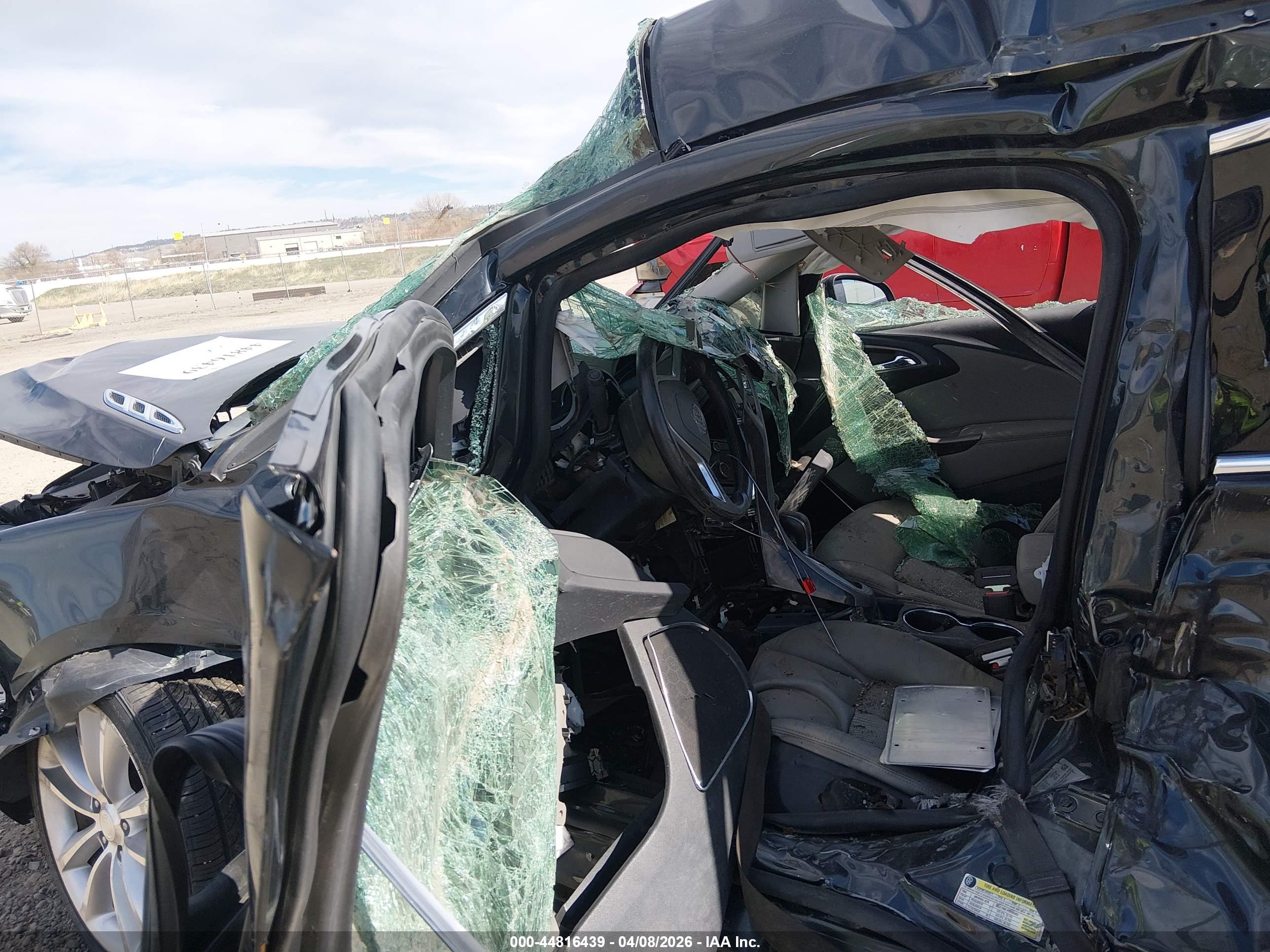 BUICK VERANO image 5