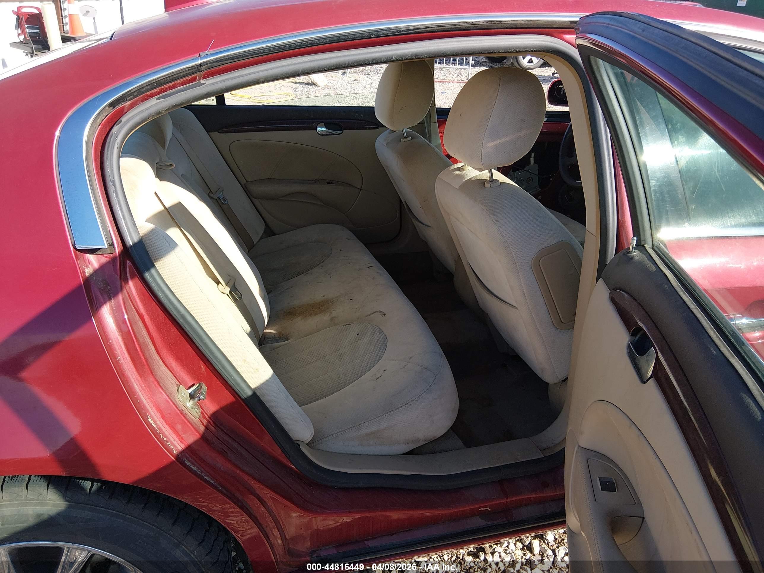 BUICK LUCERNE image 8