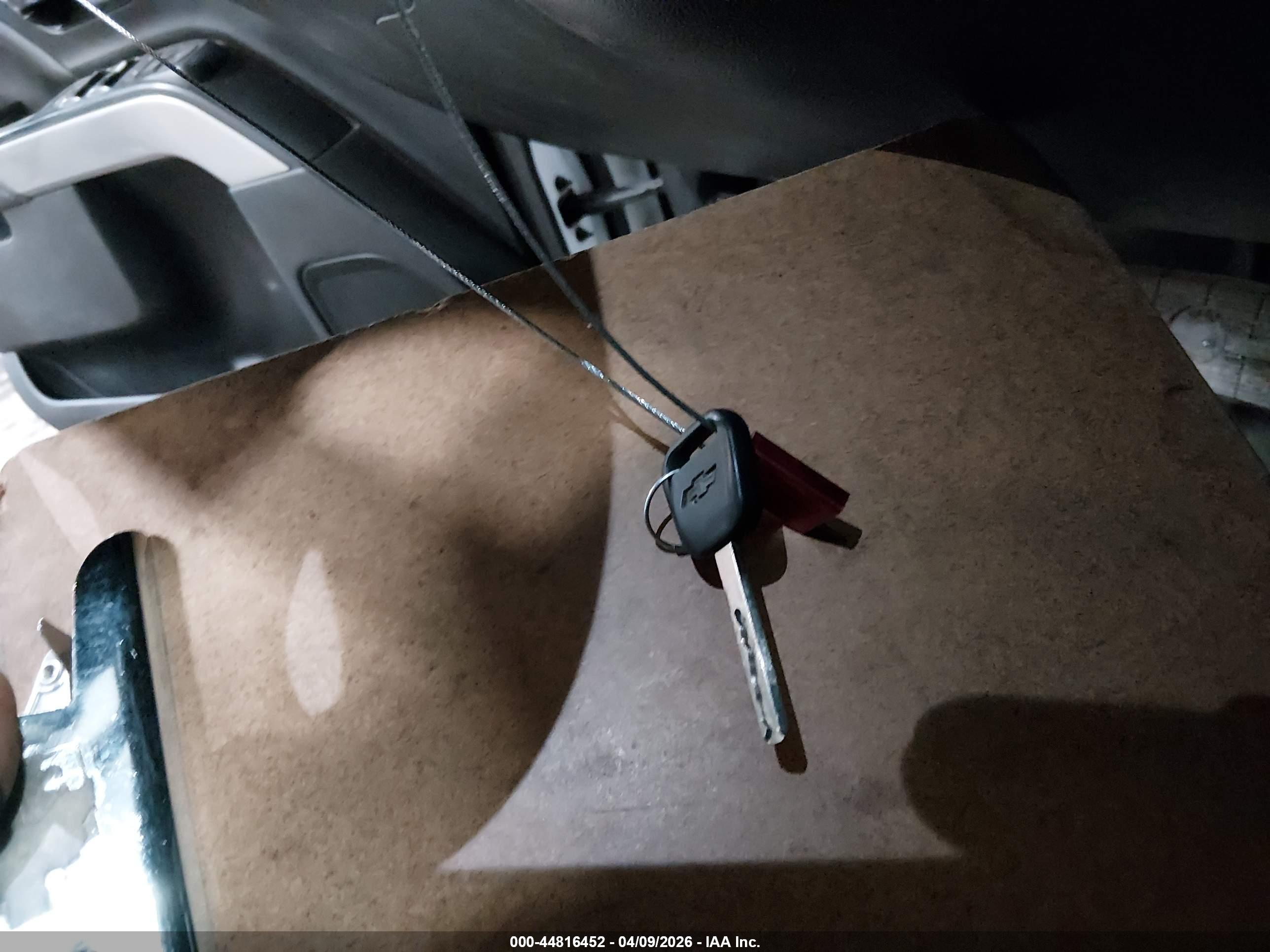 CHEVROLET SILVERADO image 11