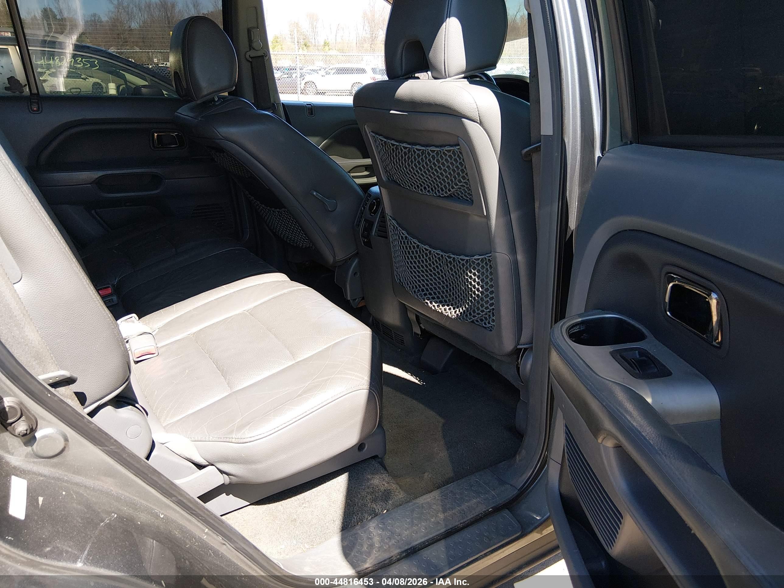 HONDA PILOT image 8