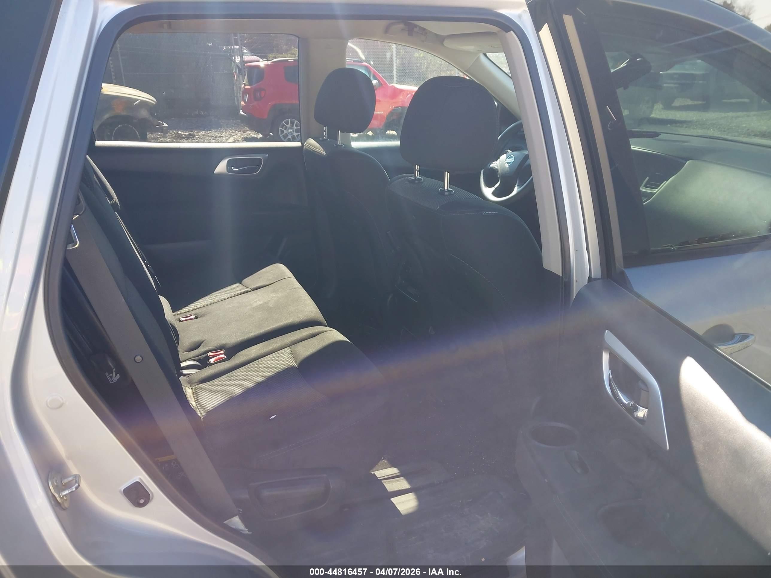 NISSAN PATHFINDER image 8