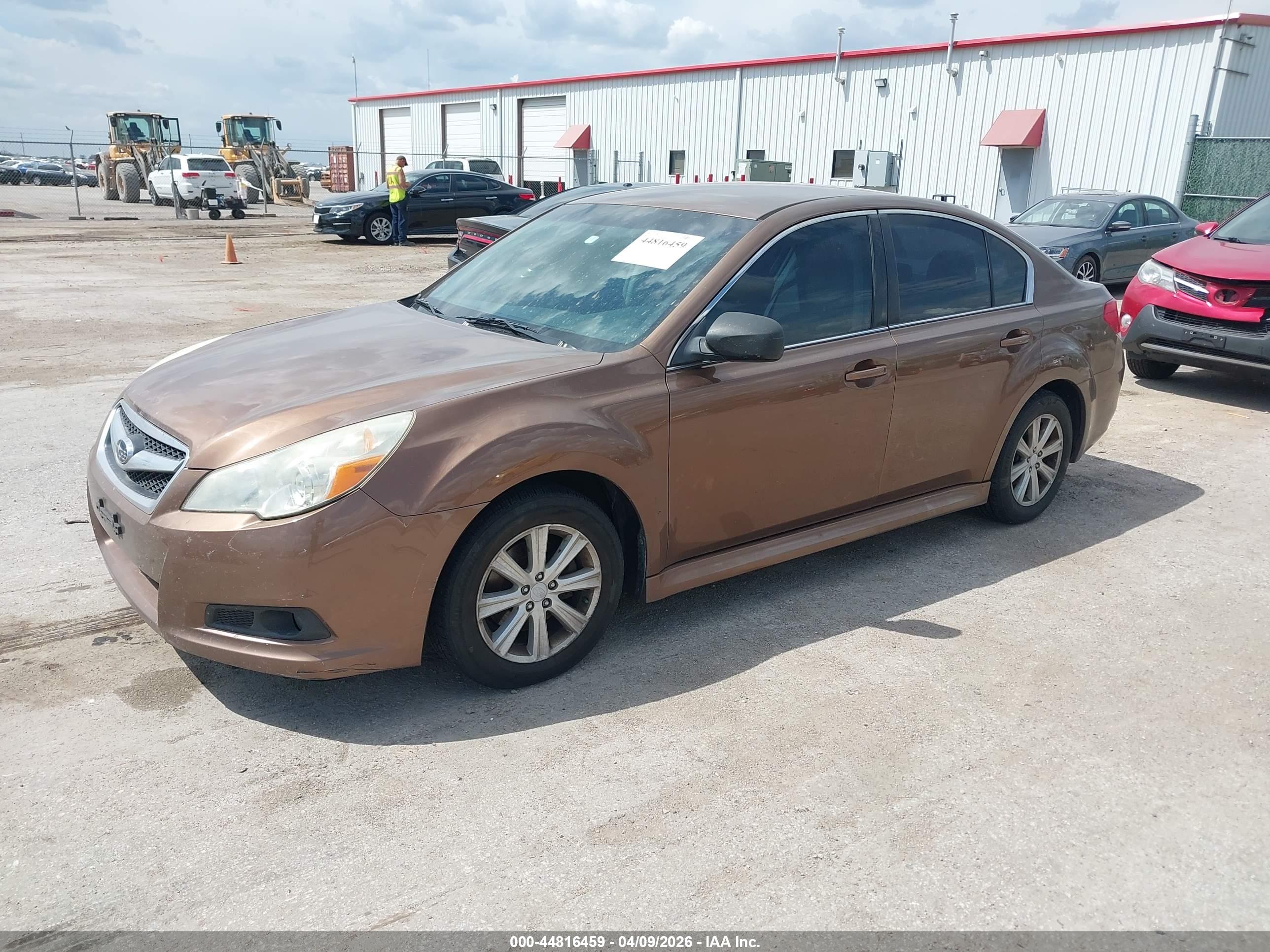 SUBARU LEGACY image 2