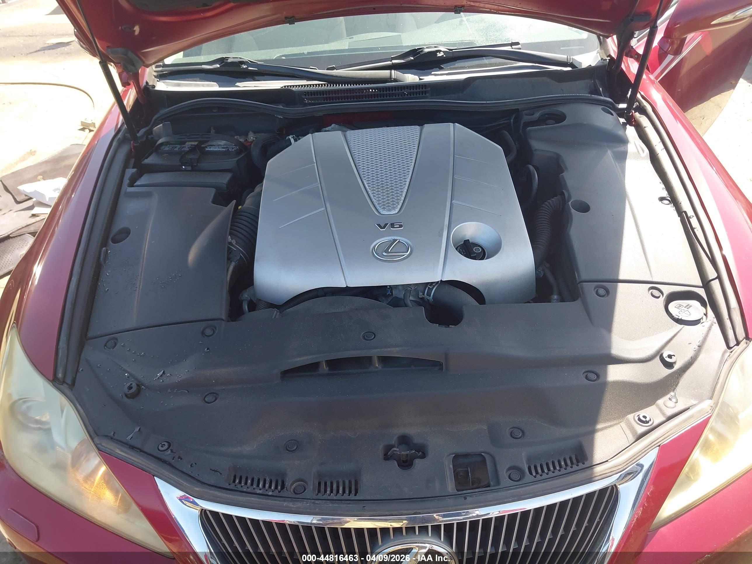 LEXUS IS image 10