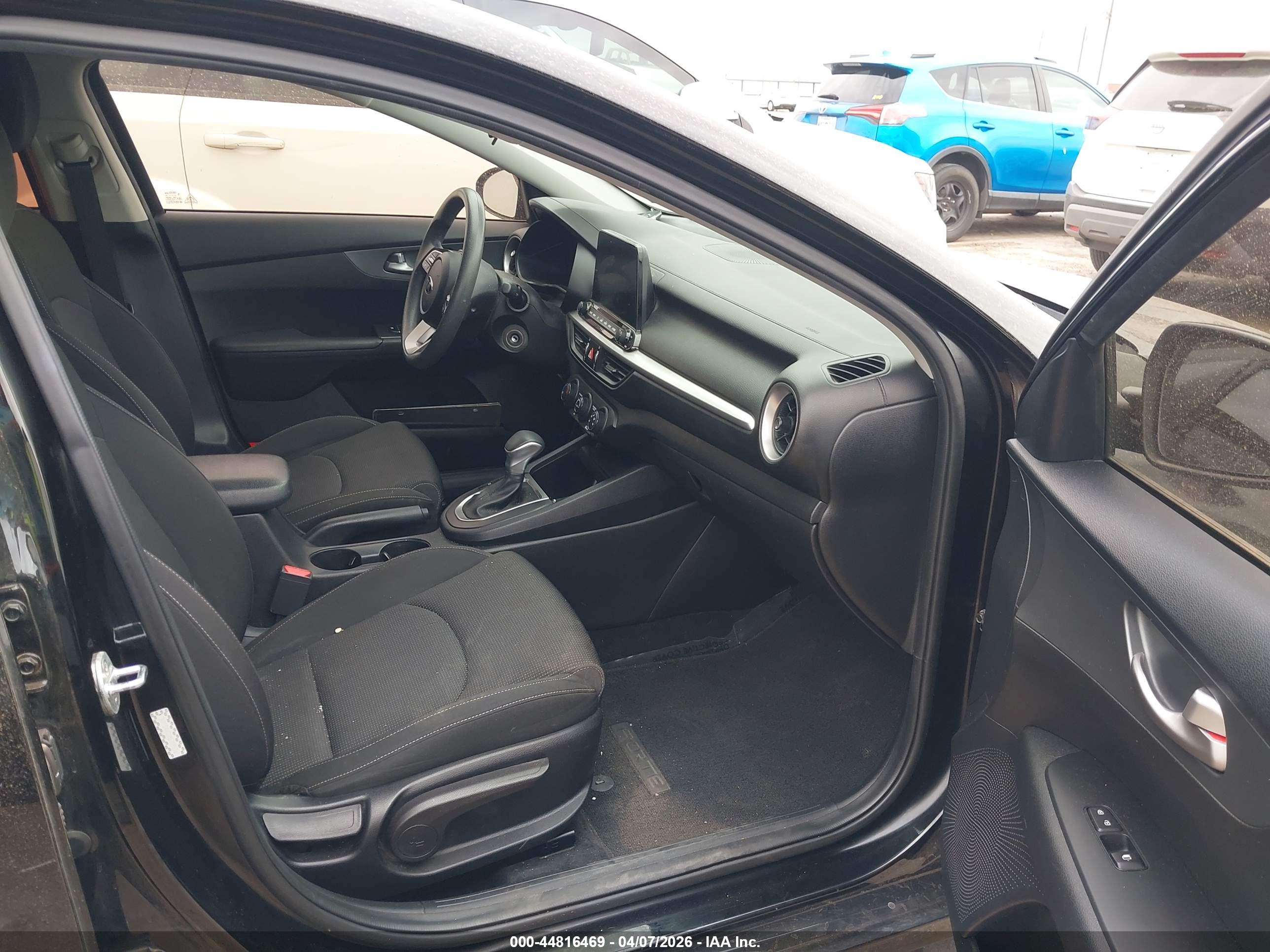 KIA FORTE image 5